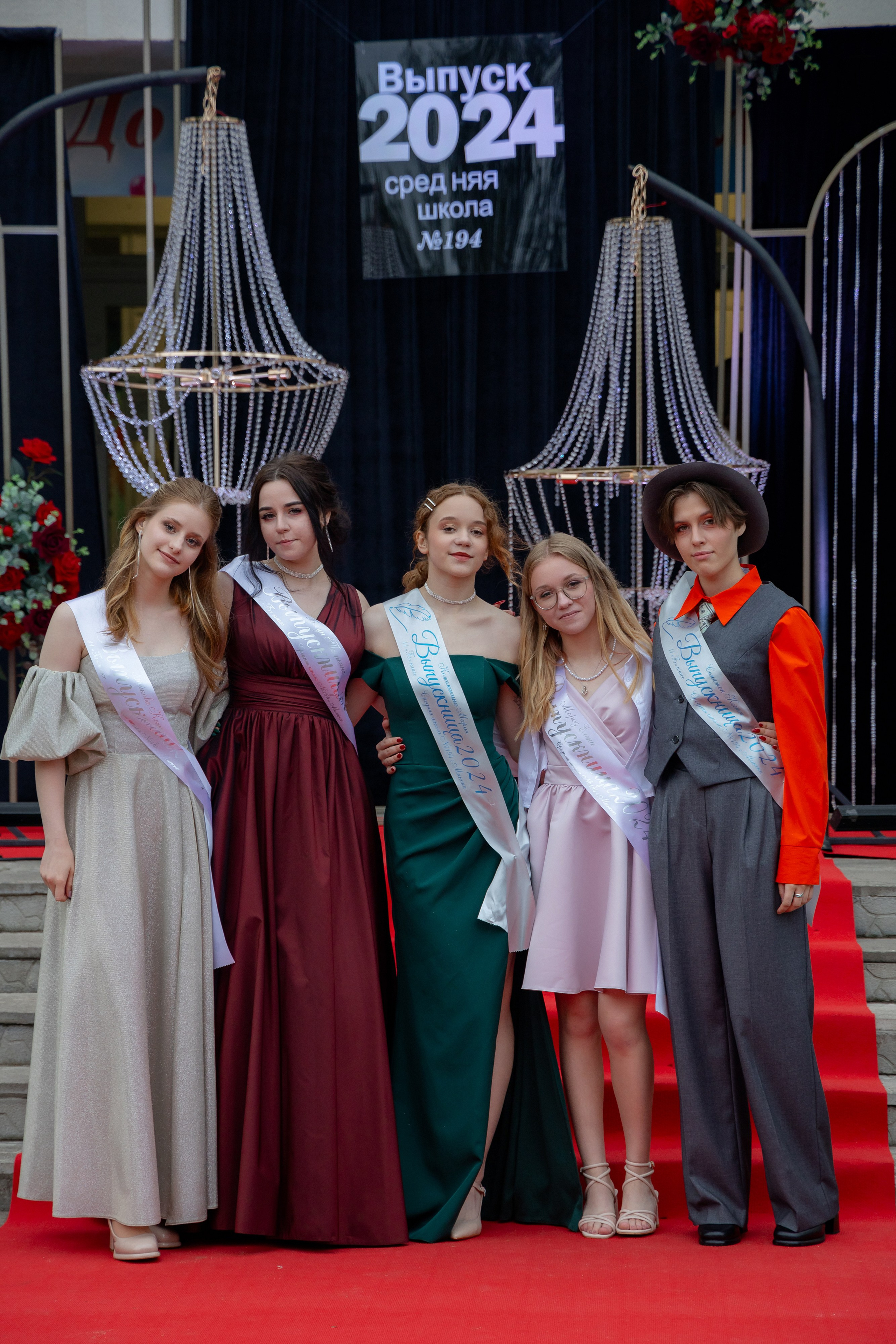 Школьный выпускной 2024 год в Соколе (Минск). Свадебный фотограф в Минске/Беларуси Сергей Спиридонов