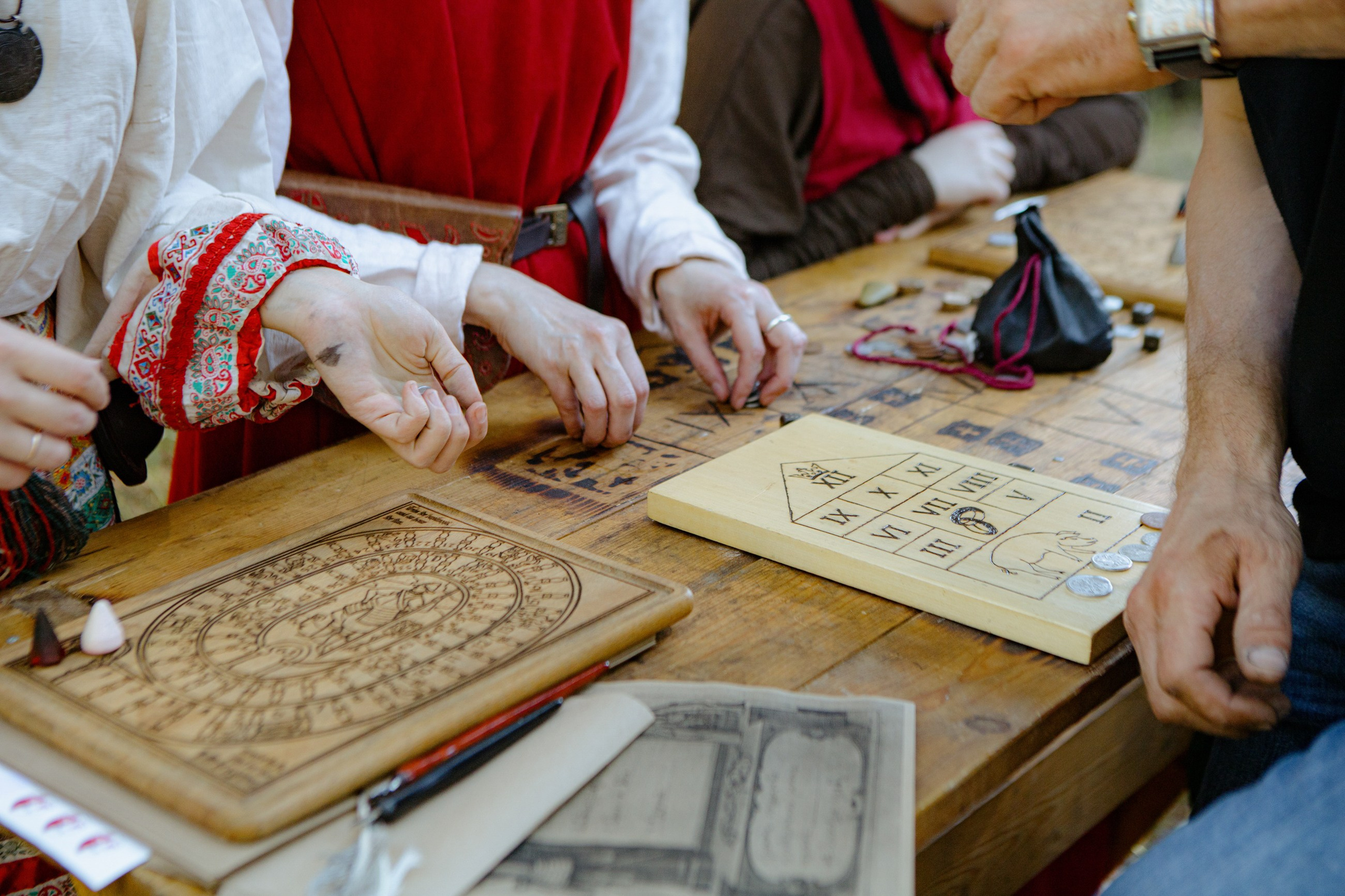 ART DENT корпоратив русский стиль. LEVORIGINAL