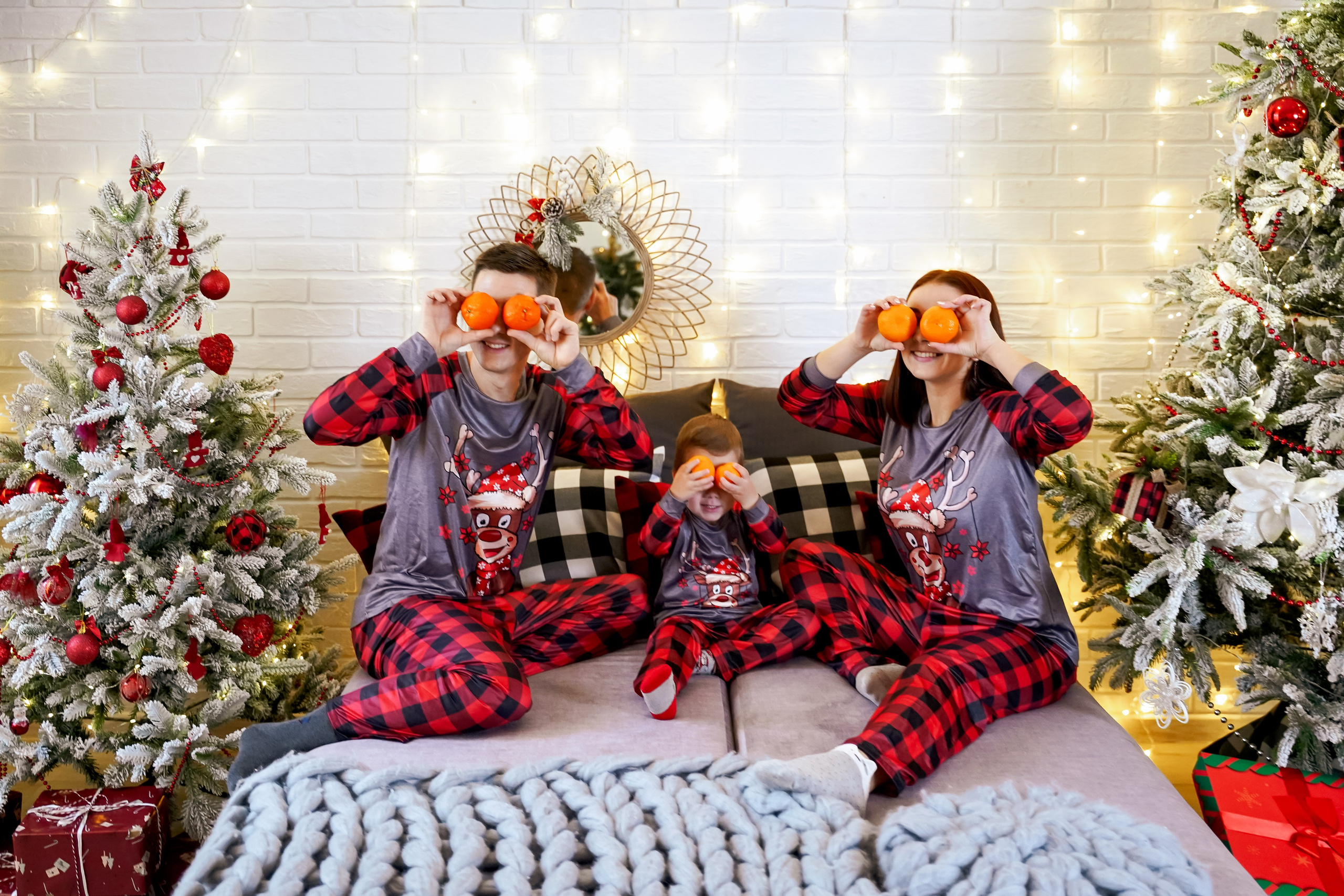 ПИЖАМНЫЙ НОВЫЙ ГОД. Фотограф в Ялте Инна Найден. Детский и семейный фотограф