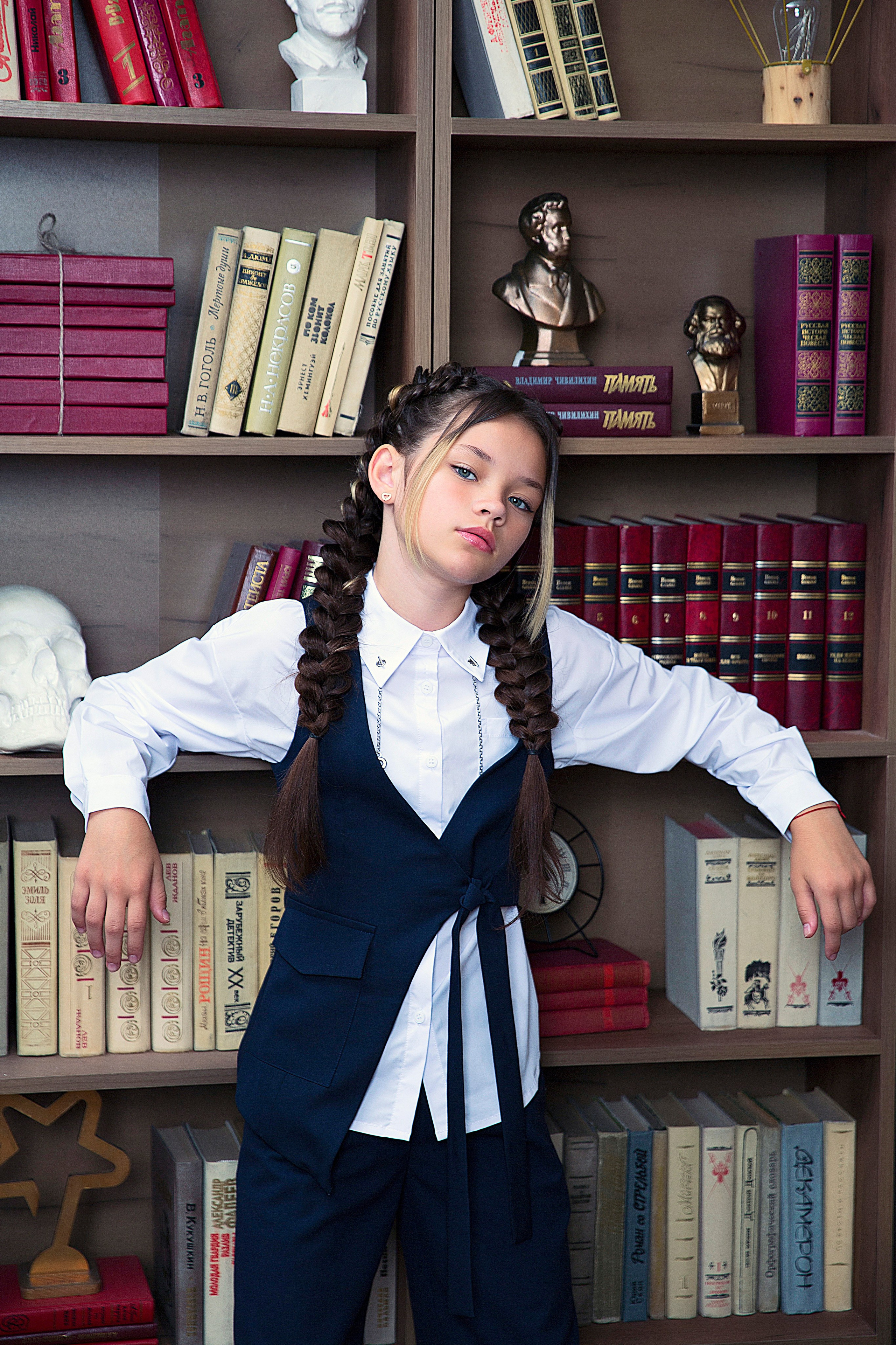 Индивидуальные фотосессии школьников. Детский школьный фотограф в Кемерово Зиновьева Екатерина