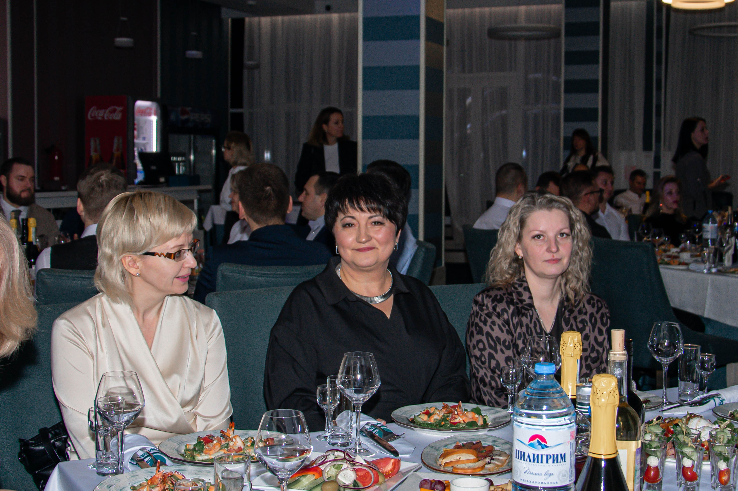 Корпоратив. Женский фотограф в Людиново и Киров