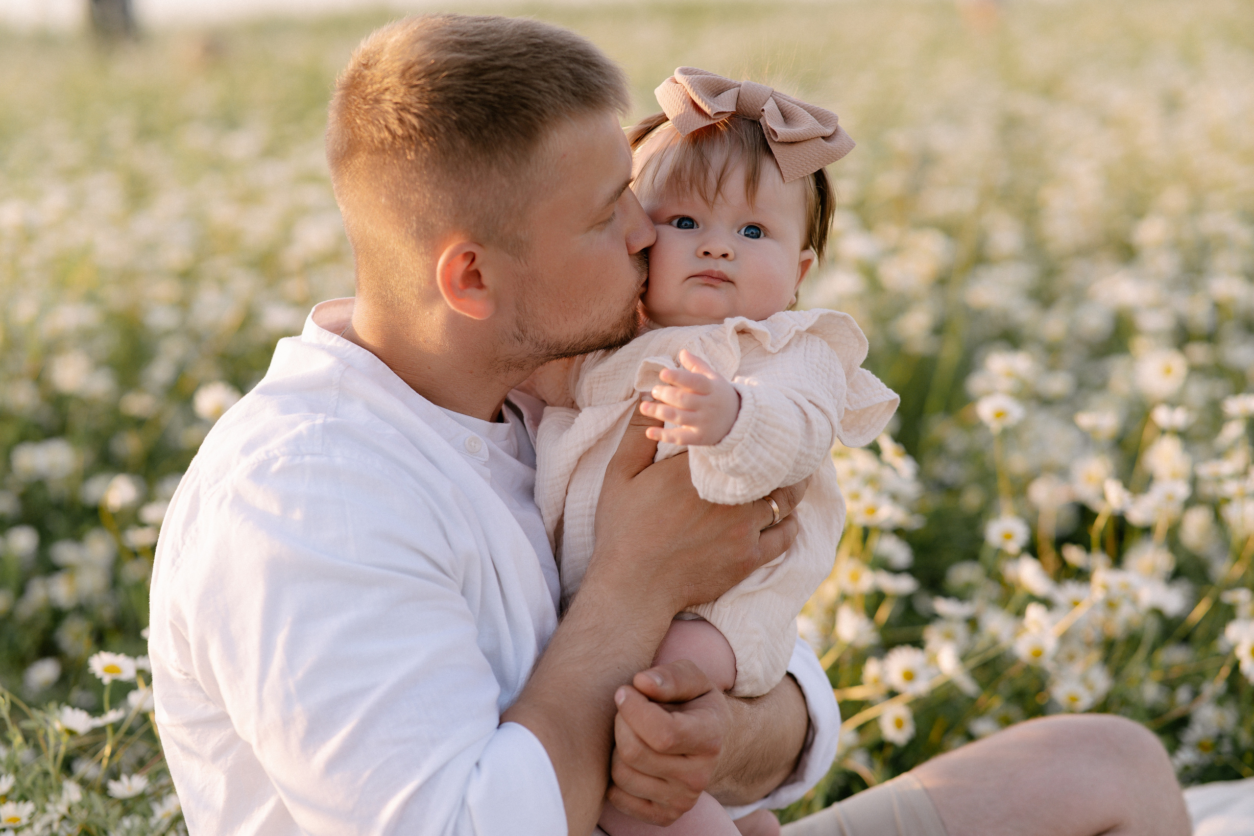 Любовь в ромашковом поле. Семейный и свадебный фотограф в Красногорске Анастасия Тихонова