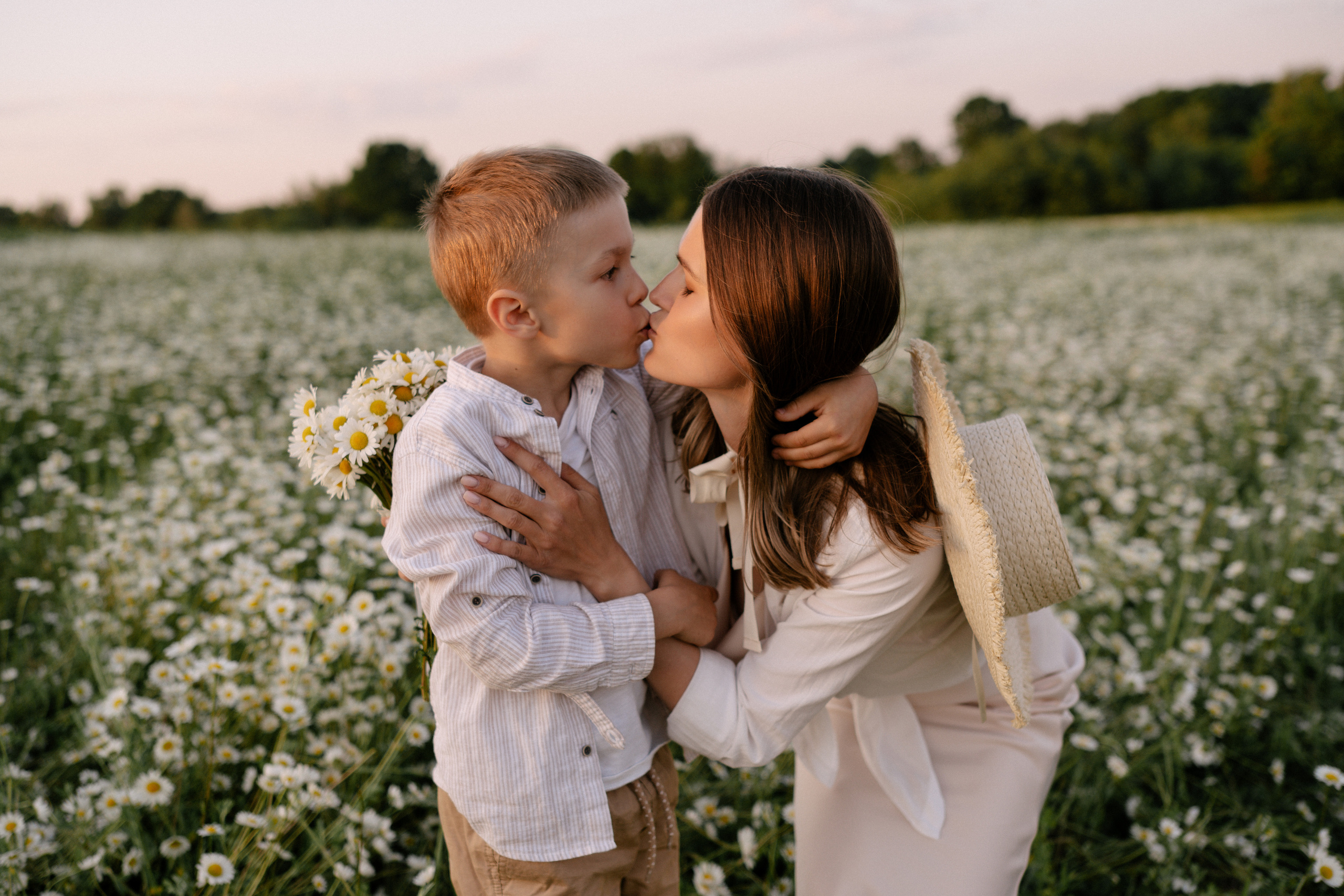 Любовь в ромашковом поле. Семейный и свадебный фотограф в Красногорске Анастасия Тихонова