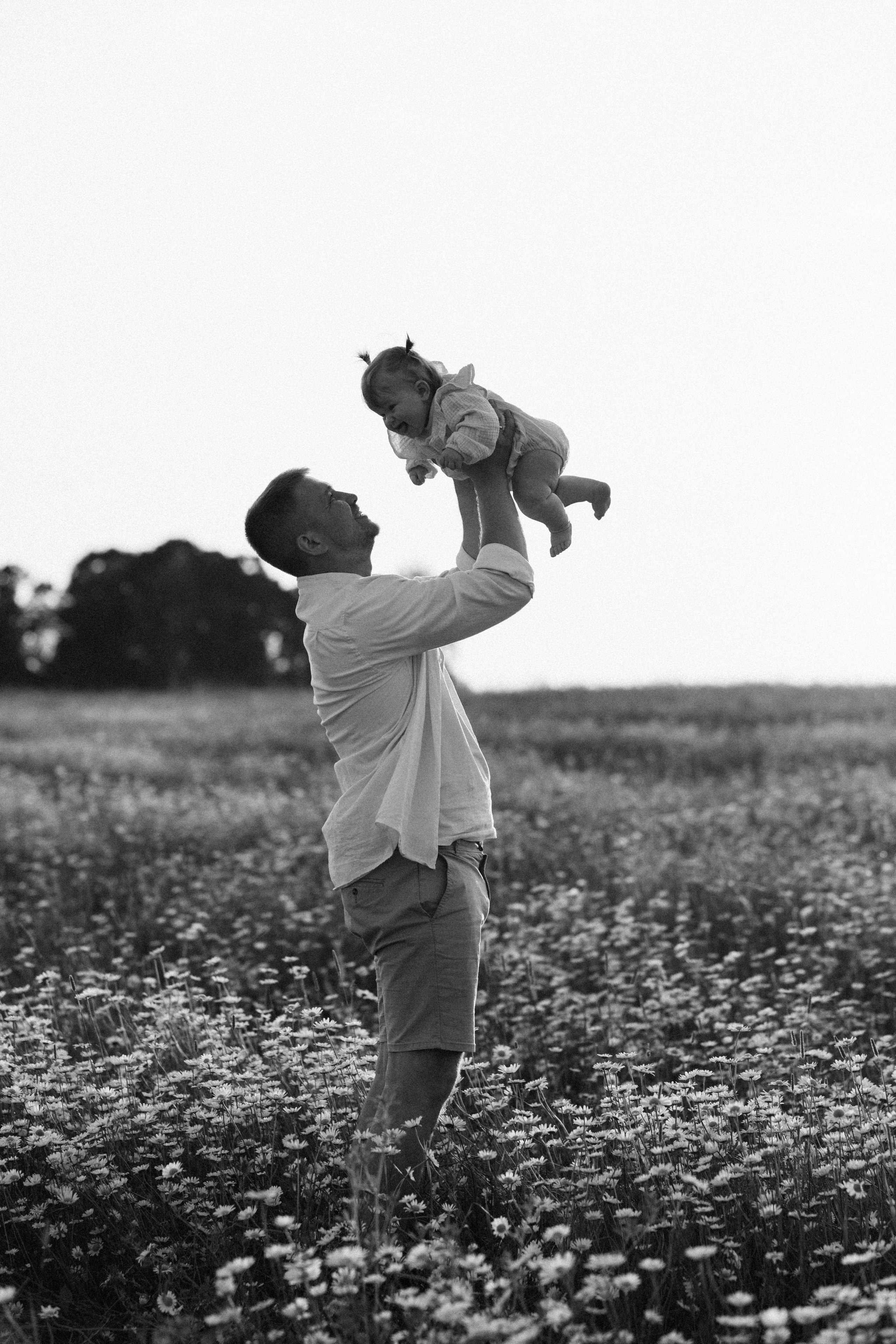 Любовь в ромашковом поле. Семейный и свадебный фотограф в Красногорске Анастасия Тихонова
