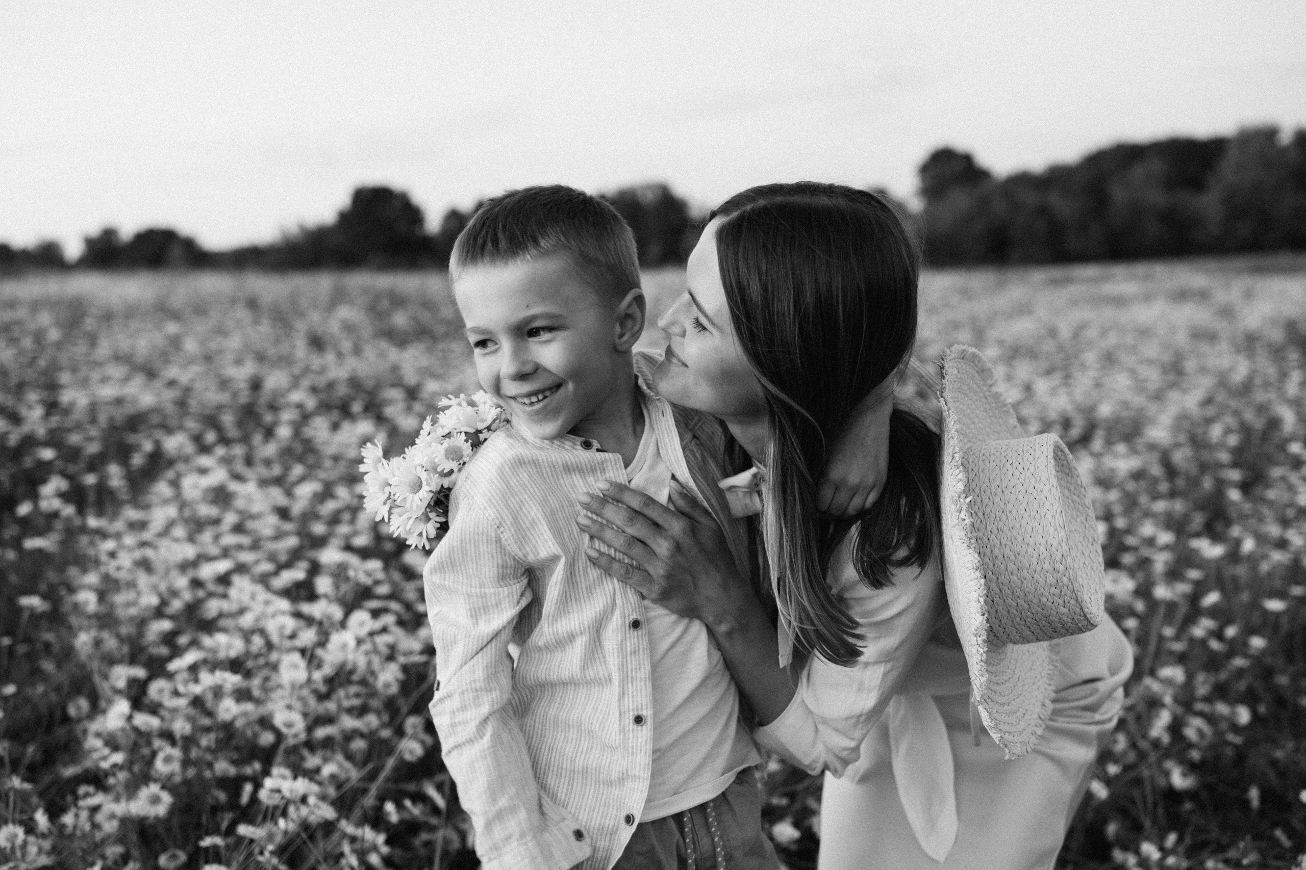 Любовь в ромашковом поле. Семейный и свадебный фотограф в Красногорске Анастасия Тихонова
