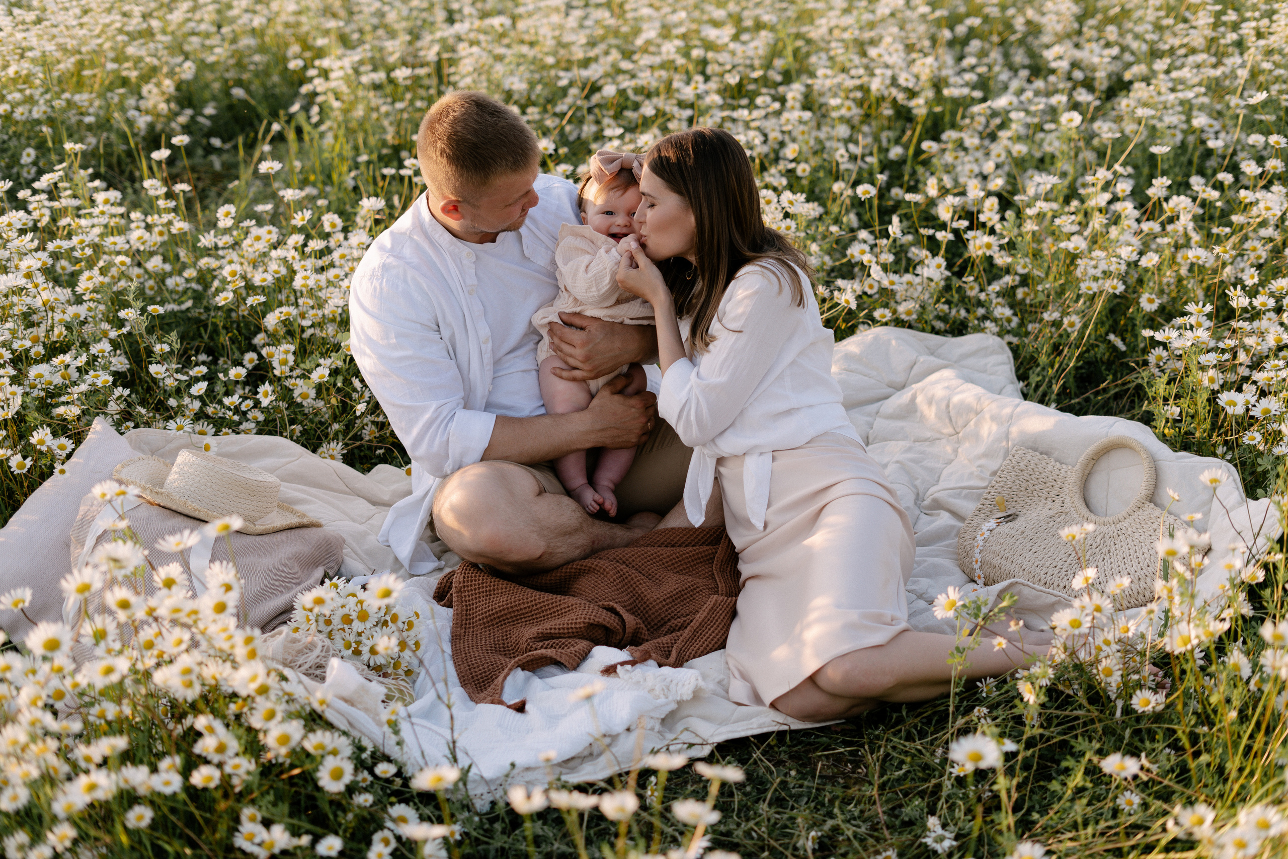 Любовь в ромашковом поле. Семейный и свадебный фотограф в Красногорске Анастасия Тихонова