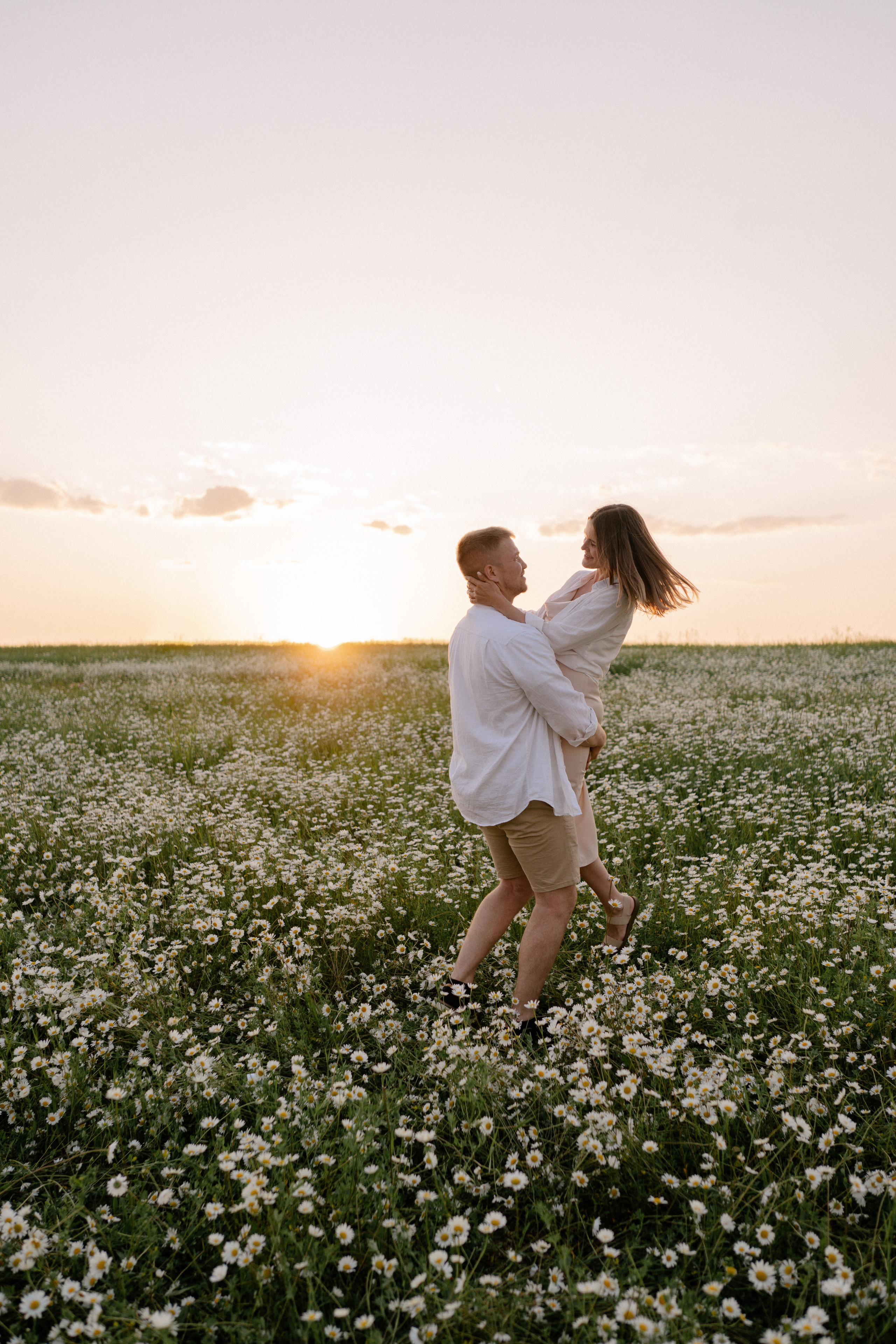 Любовь в ромашковом поле. Семейный и свадебный фотограф в Красногорске Анастасия Тихонова