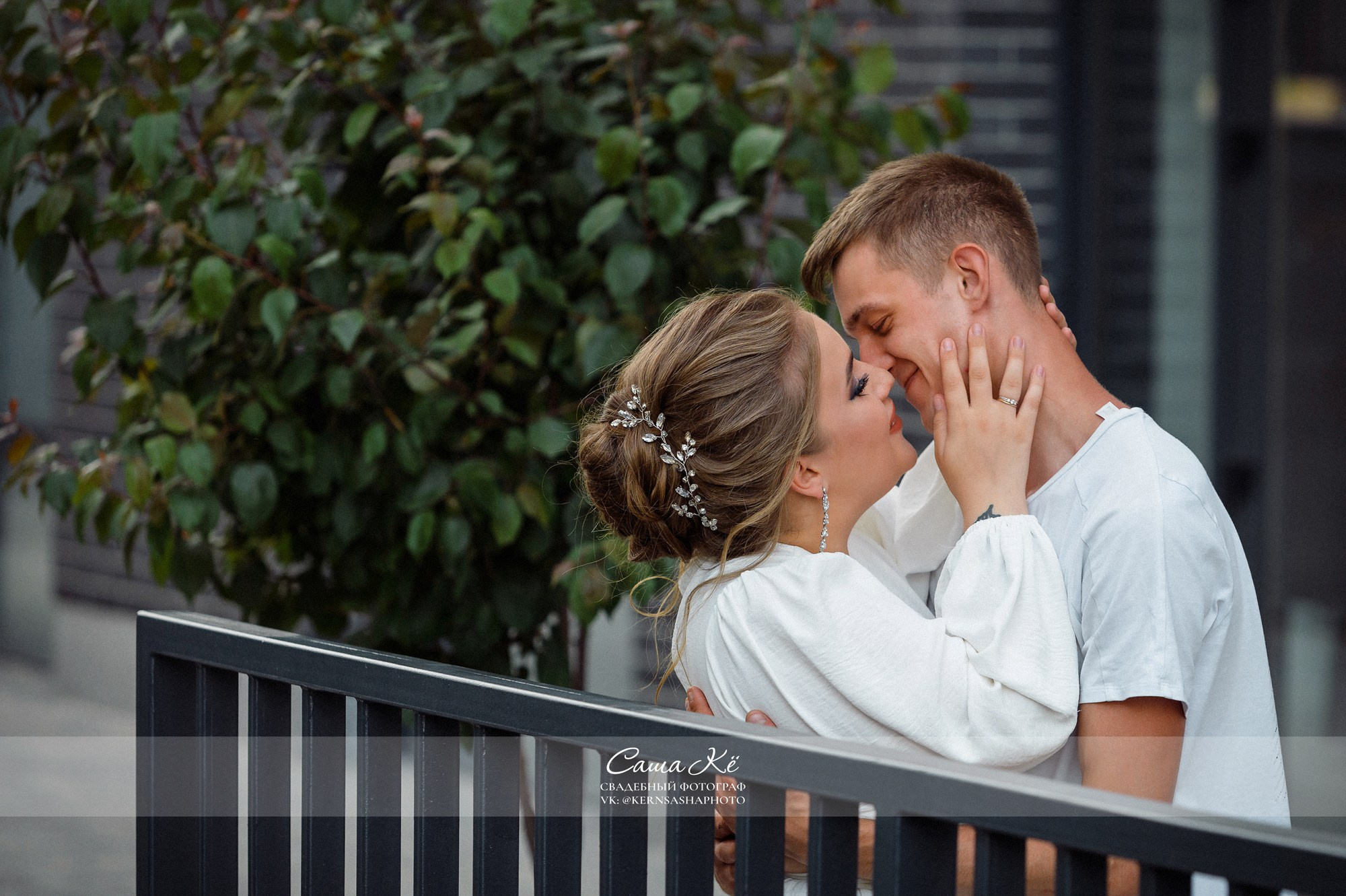 Предсвадебная фотосессия К&И на Инских холмах. Свадебный, семейный и event фотограф в Новосибирске и Новосибирской области Саша Кё