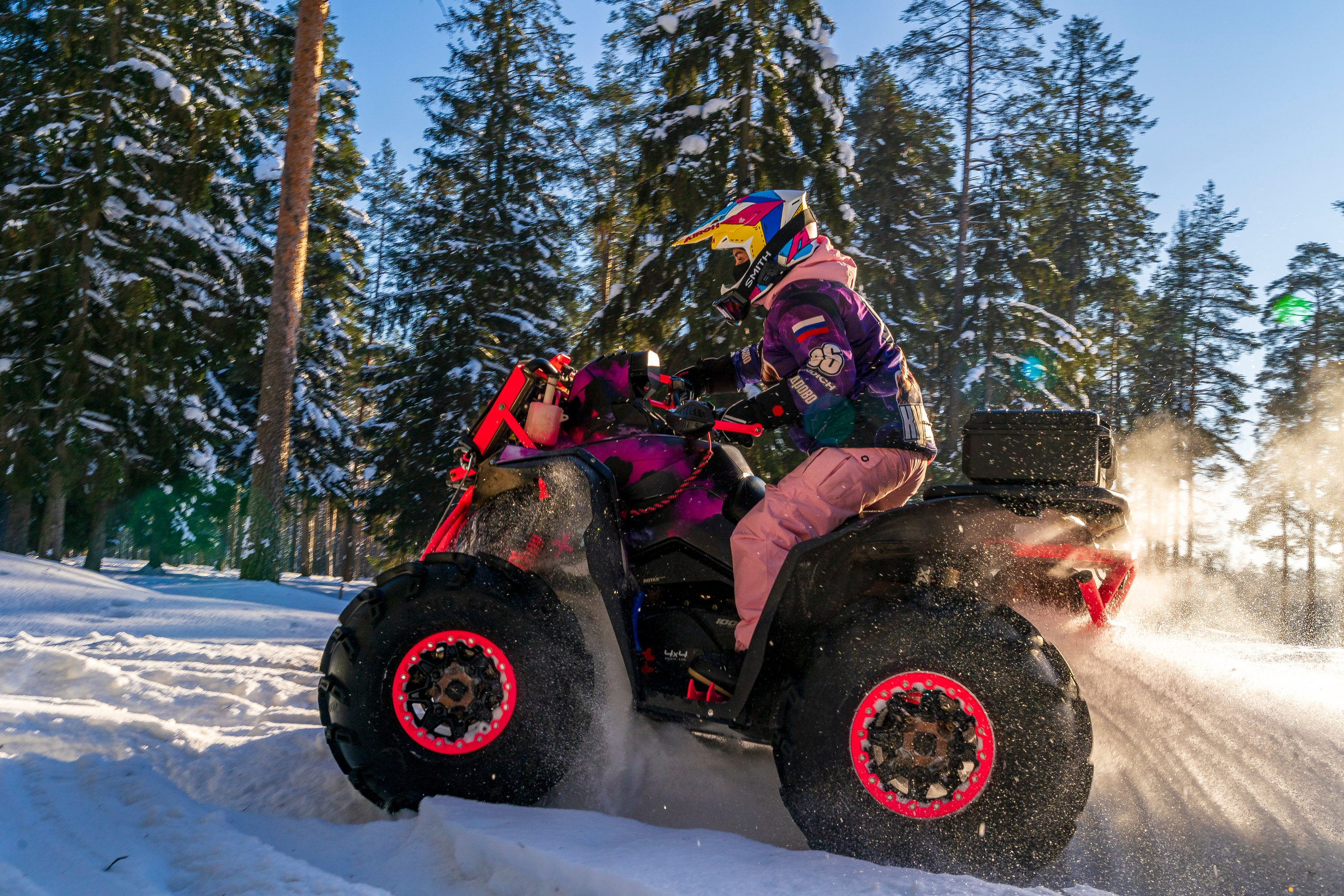Кудрово ATV. Графический дизайнер Илья Левченко
