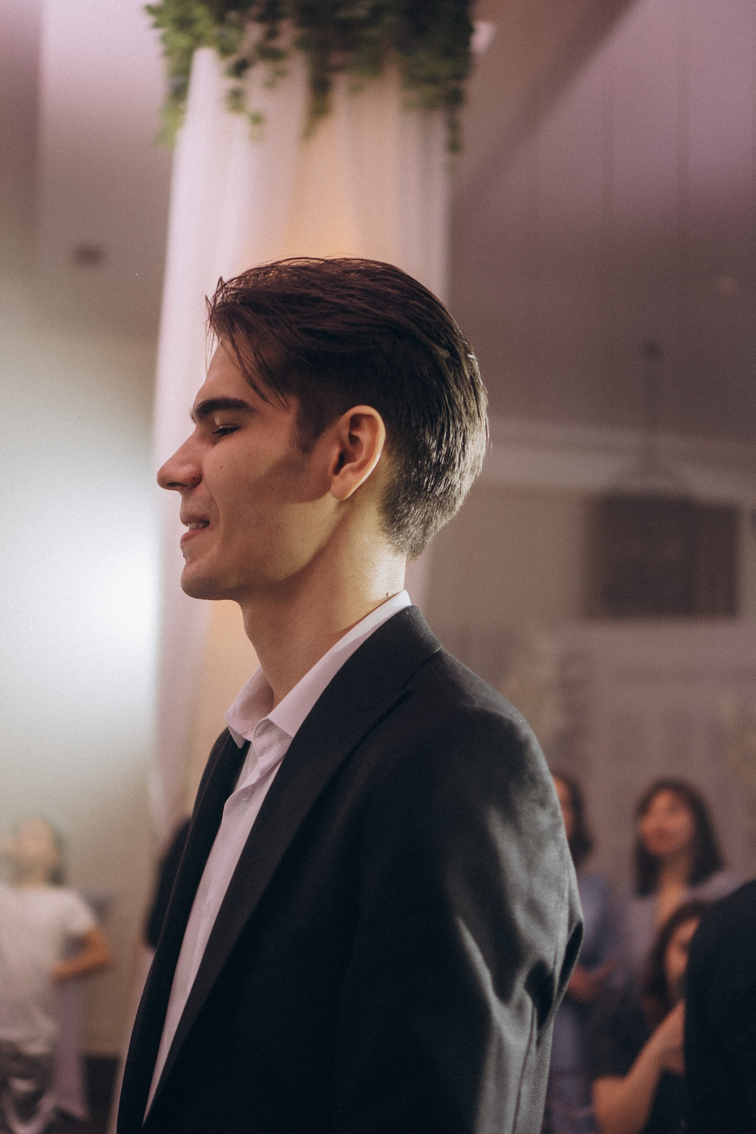 СВАДЕБНАЯ СЬЕМКА СБОРОВ В ОТЕЛЕ И ВЫЕЗД НА ЦЕРЕМОНИЮ (СНЯТО В СИБИРЕ В НИЖНЕВАРТОВСКЕ). Профессиональный фотограф, Санкт-Петербург — Виктория Богомолова