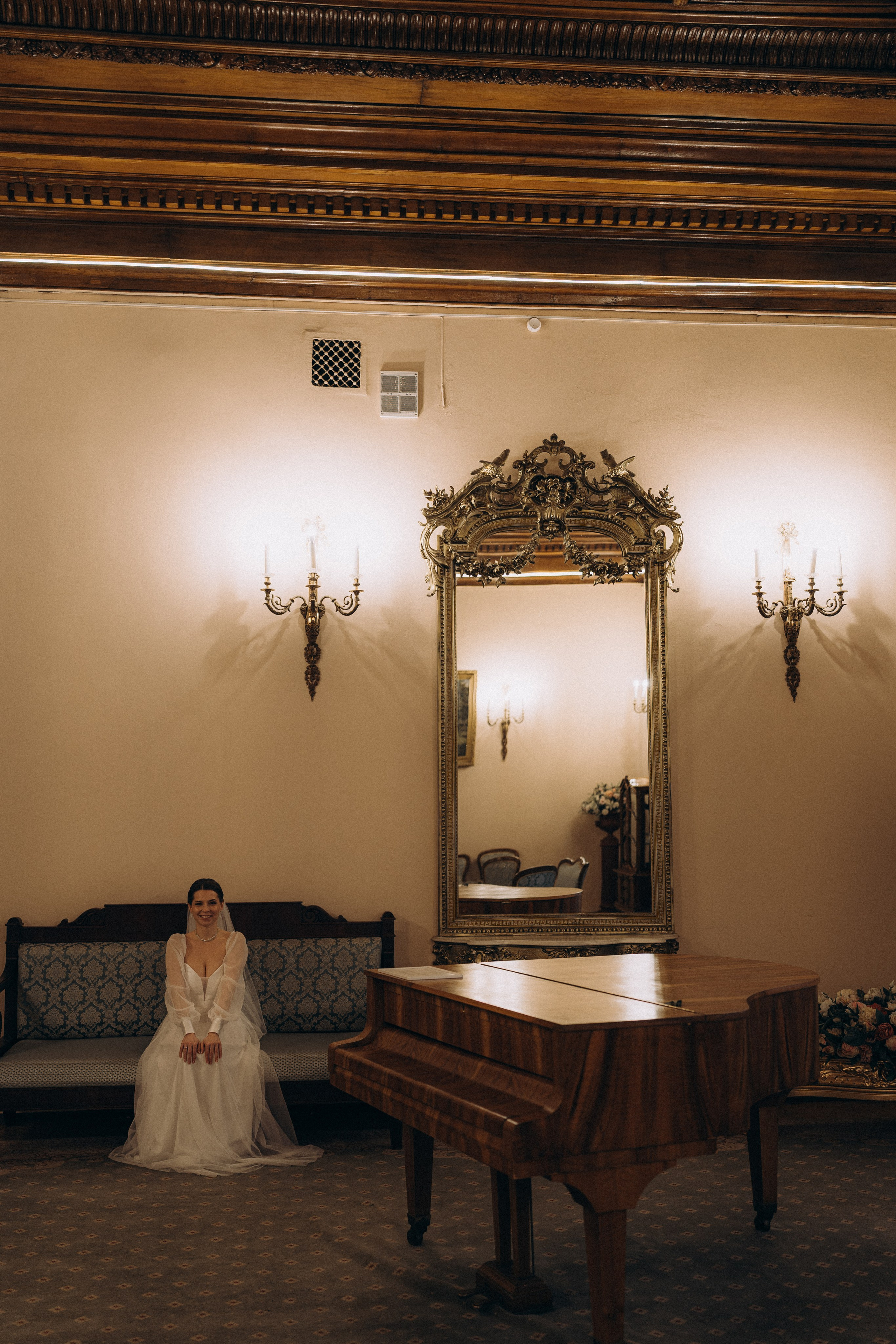 СВАДЕБНАЯ СЬЕМКА ВО ВТОРОМ ДВОРЦЕ (ДЕКАБРЬ) ТАКЖЕ СЬЕМКА В СТУДИИ НА ЧЕРНЫШЕВСКОЙ. Профессиональный фотограф, Санкт-Петербург — Виктория Богомолова