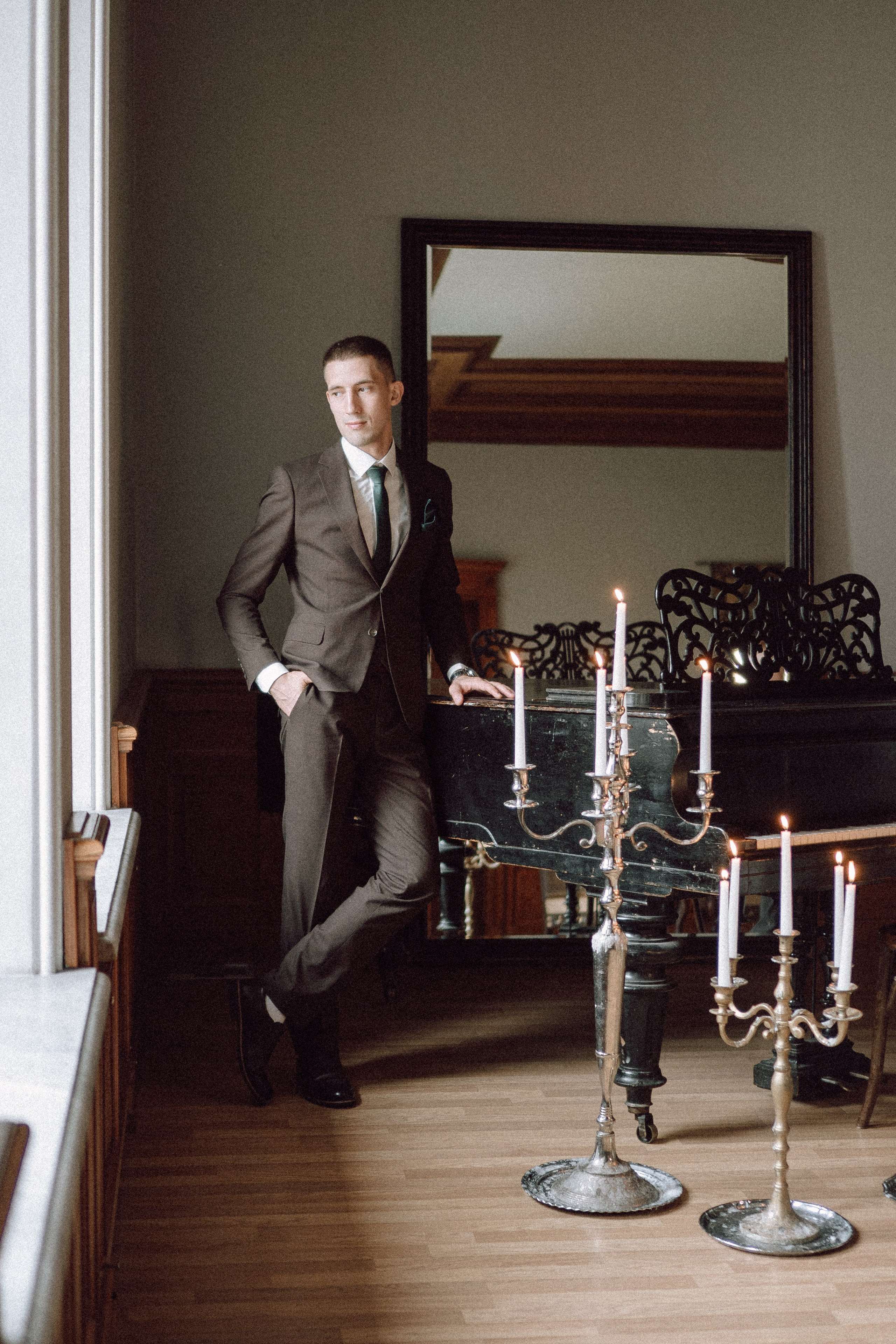 СВАДЕБНАЯ ПРОГУЛКА В САНТК-ПЕТЕРБУРГЕ (ИСАКИЕВСКИЙ СОБОР, ЗИМНЯЯ КАНАВКА, ЭРМИТАЖ И БОЛЬШАЯ МОРСКАЯ УЛИЦА). Профессиональный фотограф, Санкт-Петербург — Виктория Богомолова