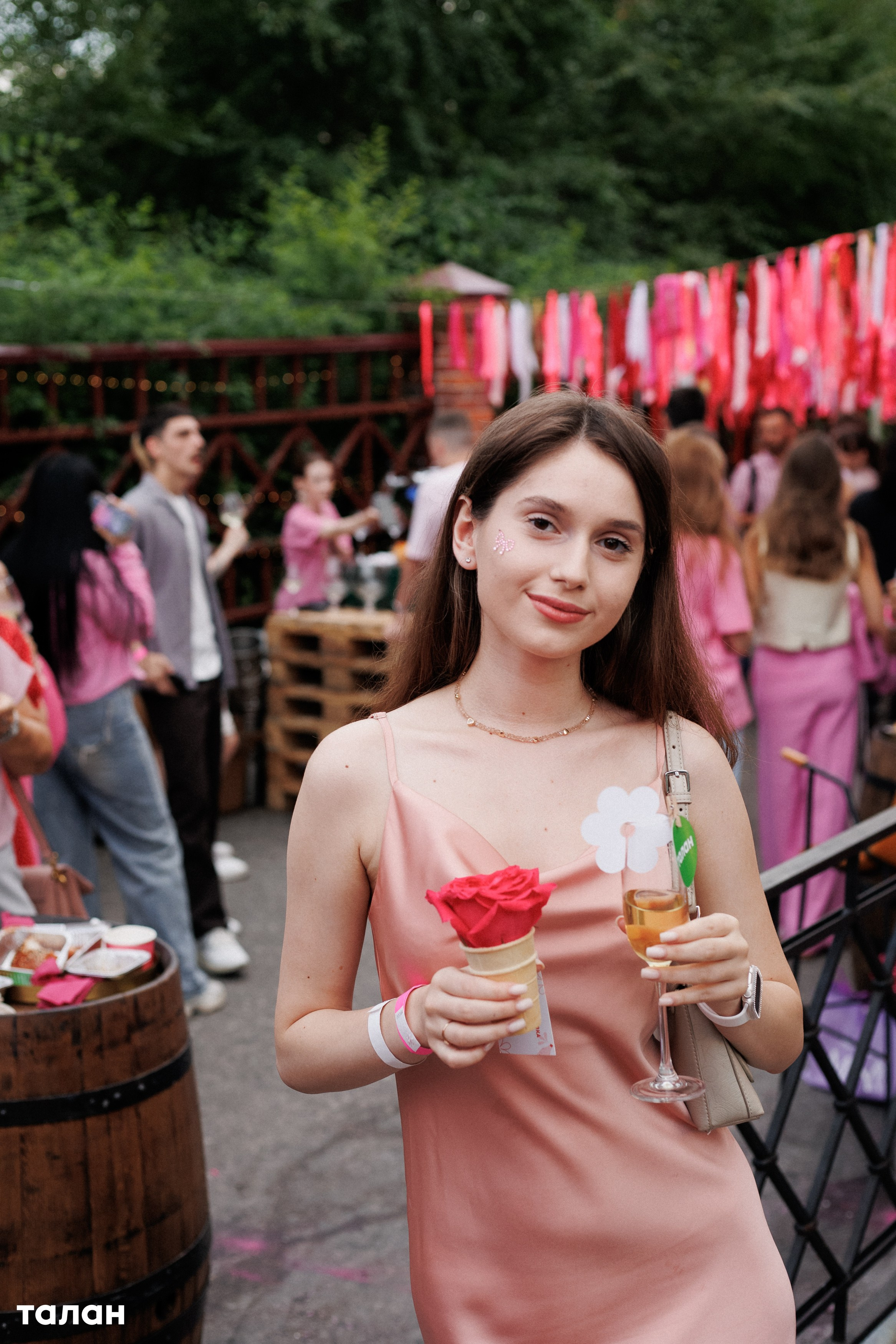 ВИНОТЕКА [бар+магаз] — BIRTHDAY PARTY. СВОИ. ФОТООТЧЕТЫ-СОБЫТИЯ-МЕСТА