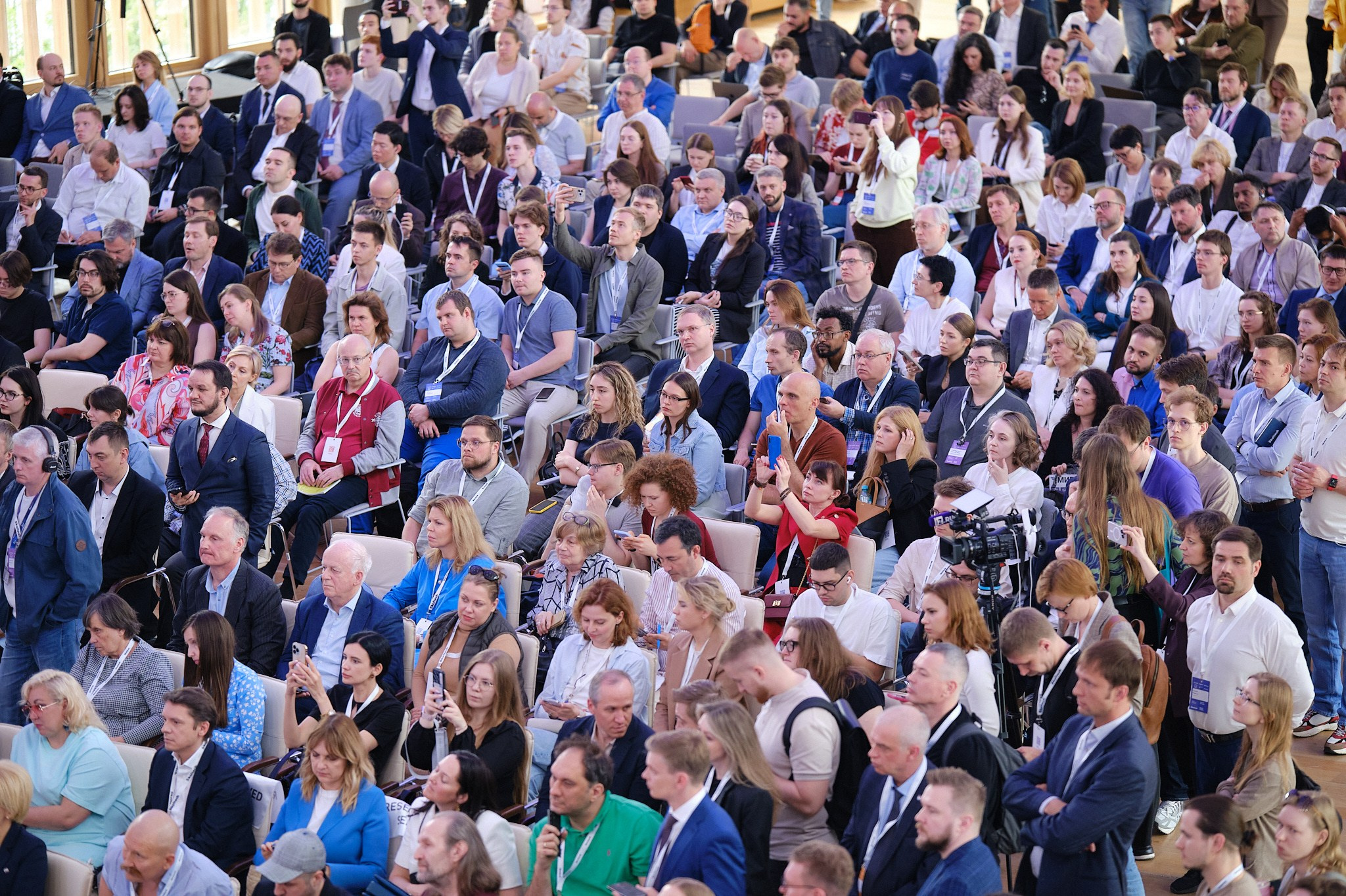 Конференция СКОЛТЕХА «Фронтиры прогресса». Профессиональный фотограф в Москве Павел Жданов