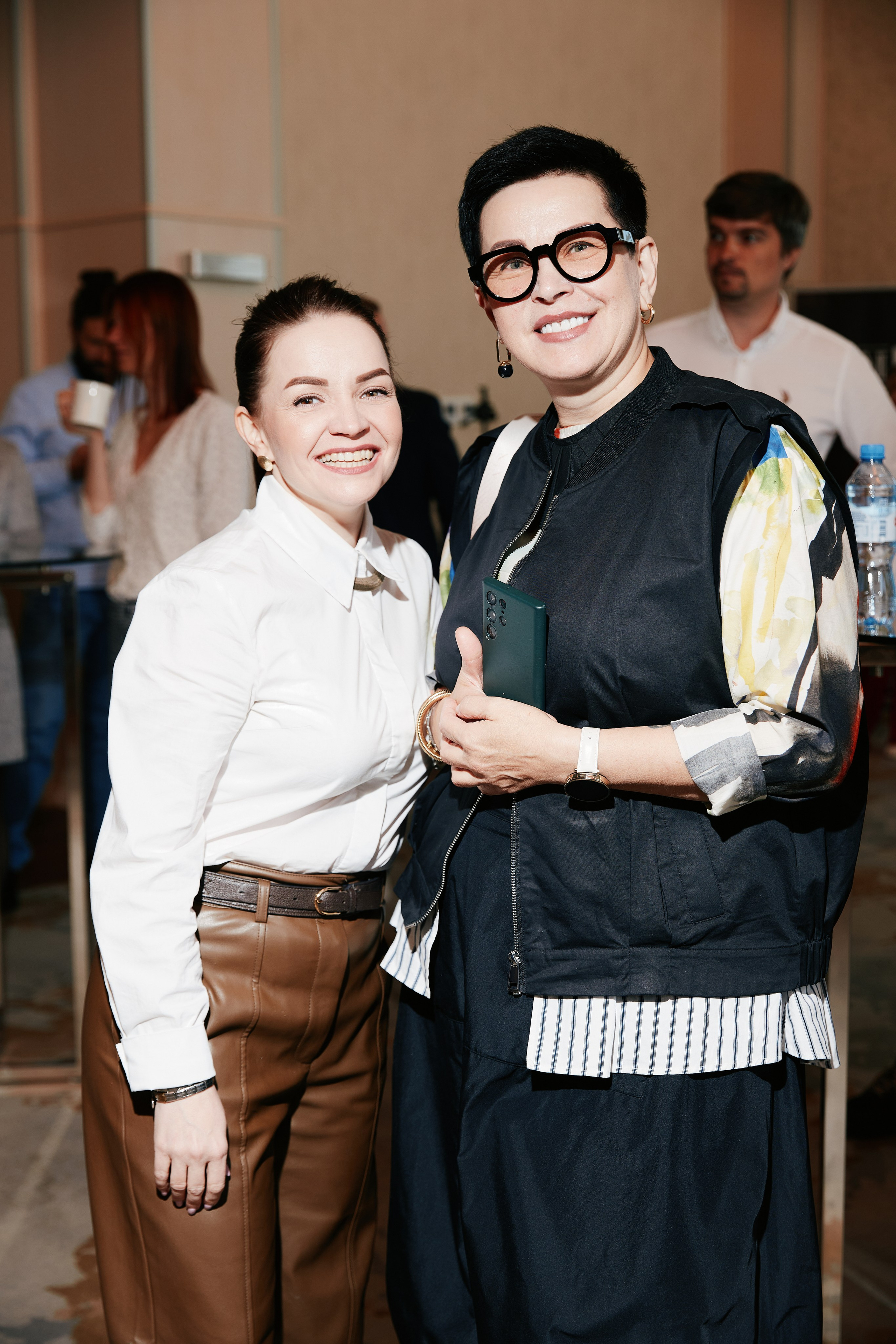 Форум Бизнес-тренды 2025 в Marriott Hotel 28.04. Свадебный репортажный фотограф краснодар максим дремов дрёмов фотосессия студия цена