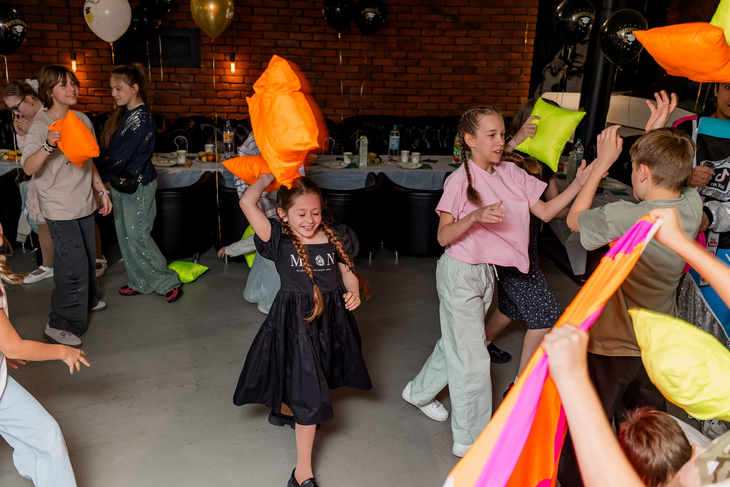 Выпускной 4 класс. Фотограф в Москве Авдеева Мария