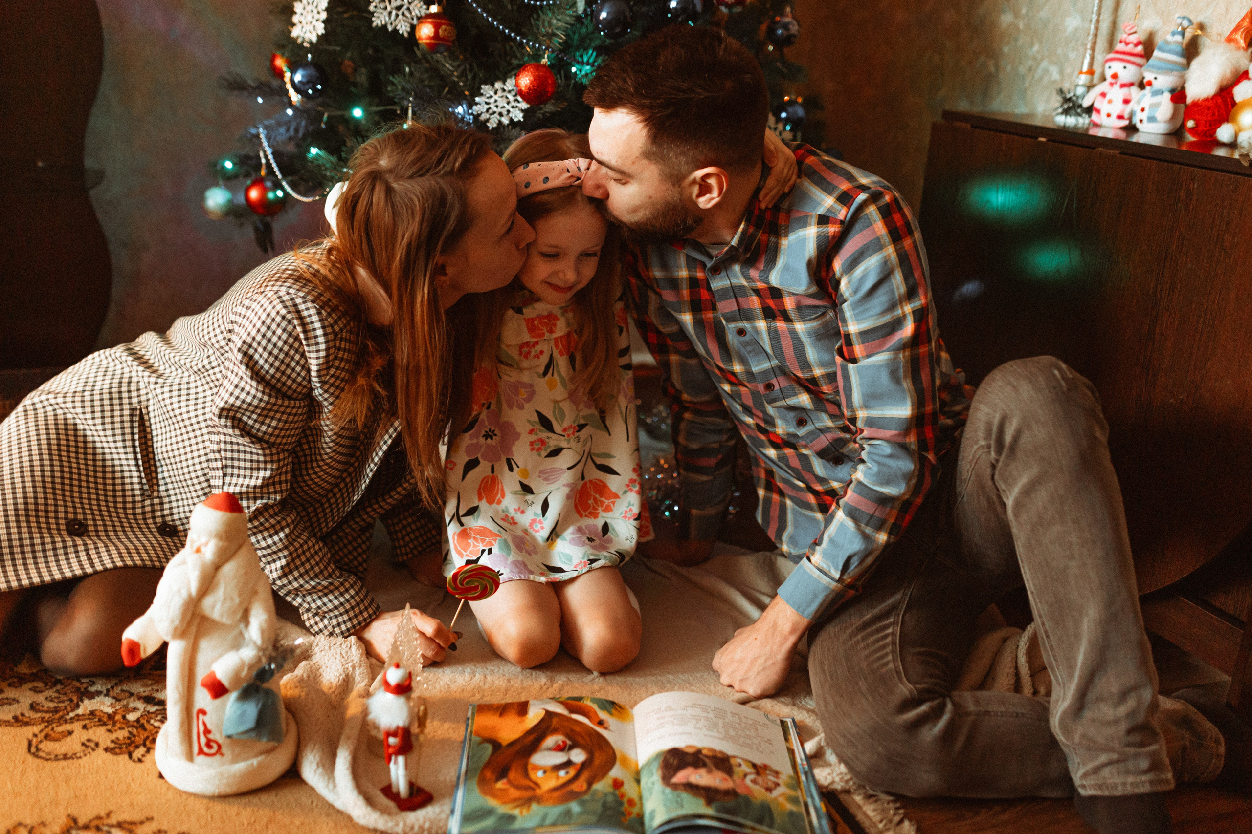 Марина с семьей. Семейный фотограф lifestyle в Новосибирске Елена Шпилевая