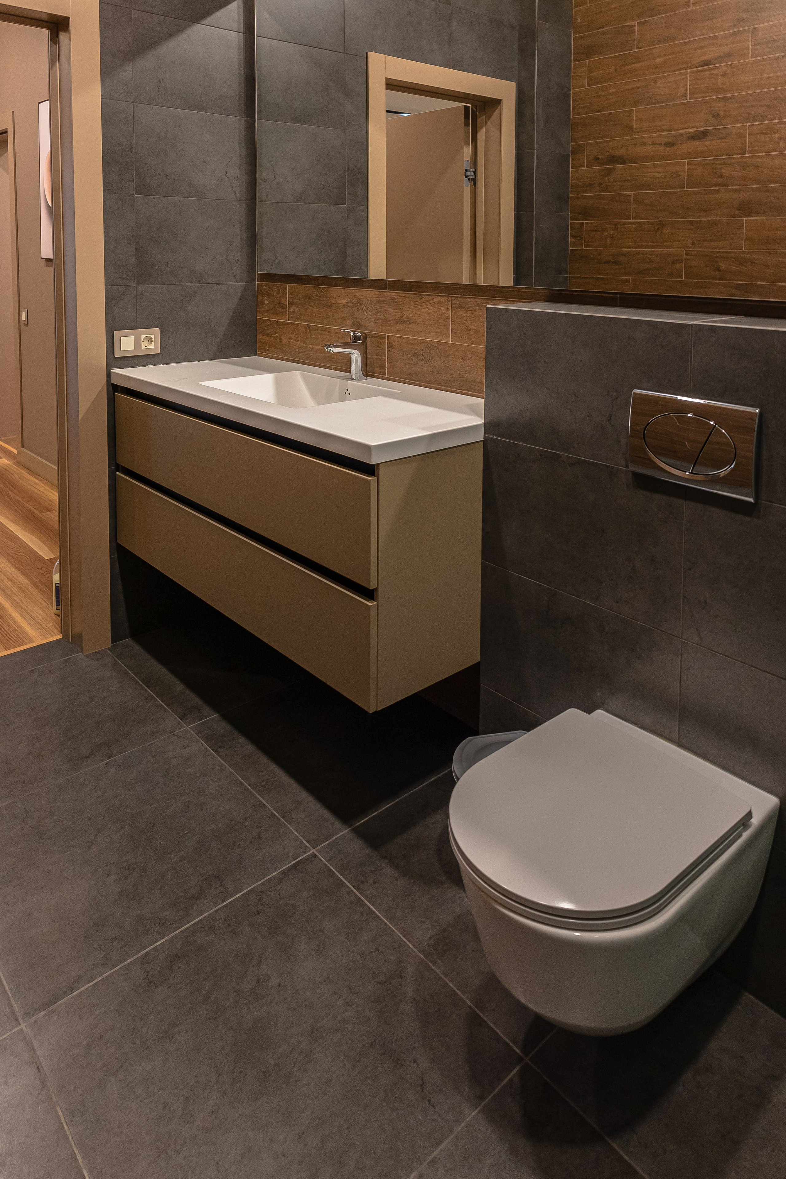 Дом 1. Фотограф Антон Катунин | Симферополь