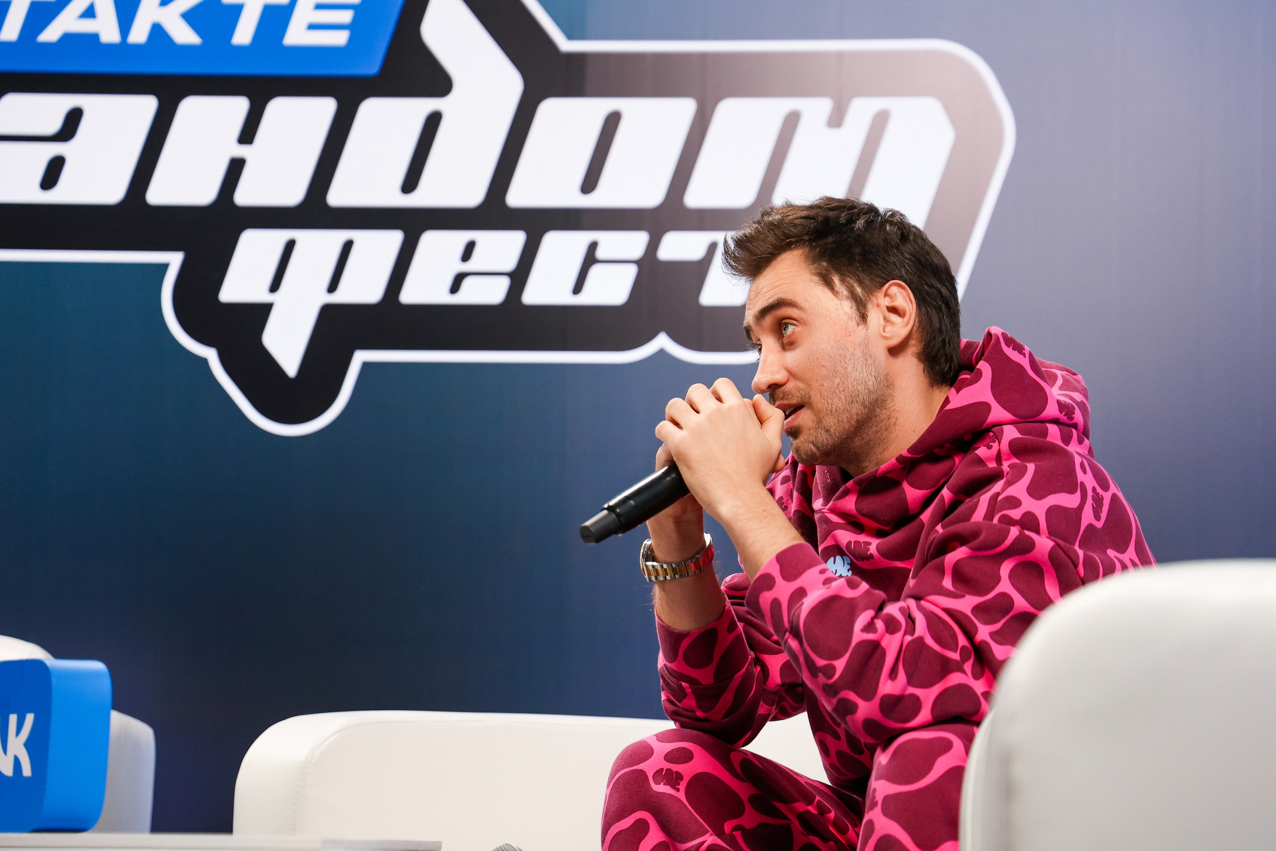 VK Fest. Показ «Стометровка» с Дмитрием Чеботарёвым. Свадебный и Event фотограф в Москве Бажина Ирина