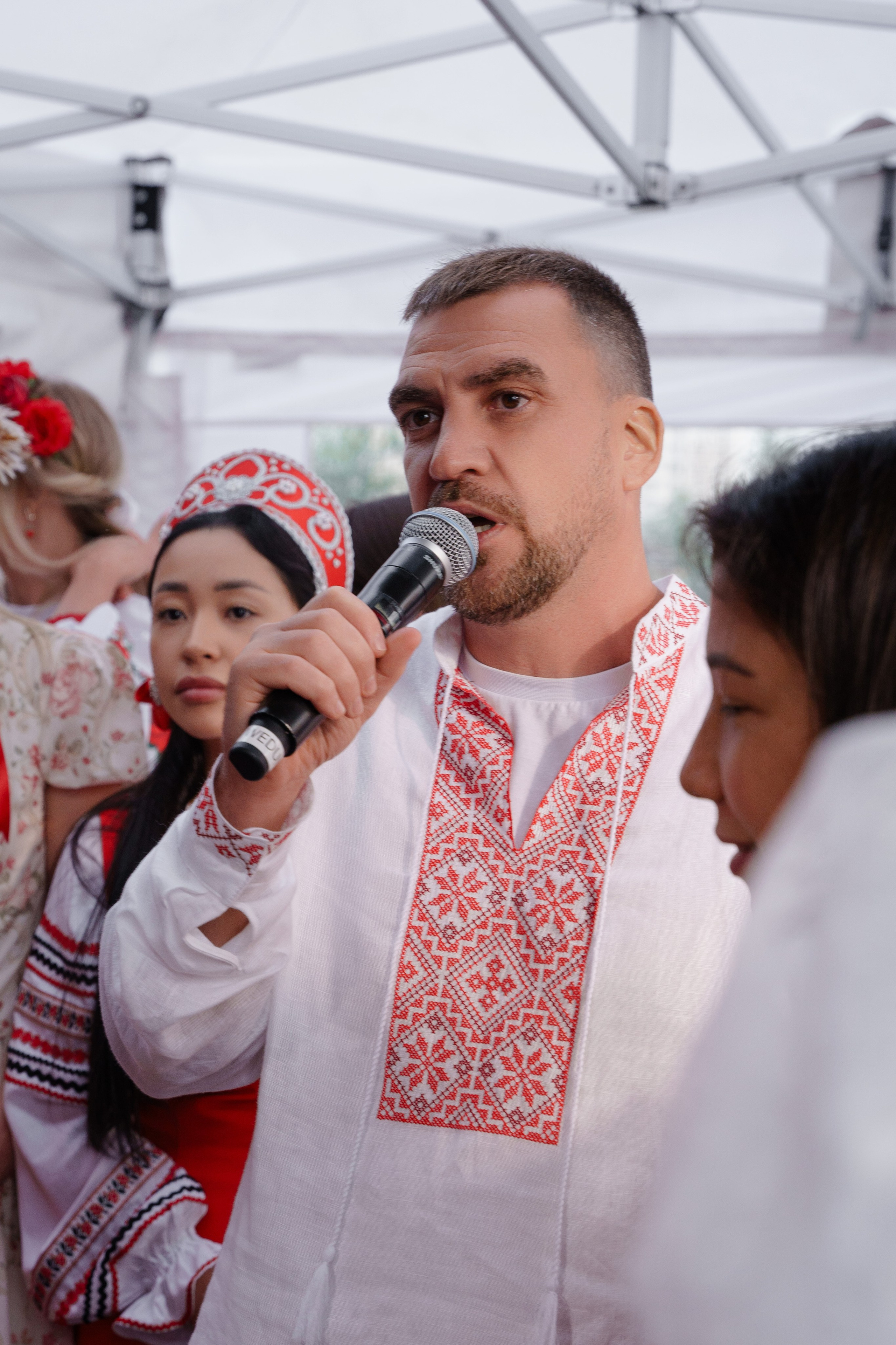 Гендер пати в славянском стиле. Репортажный фотограф в Москве Саша Дружинина