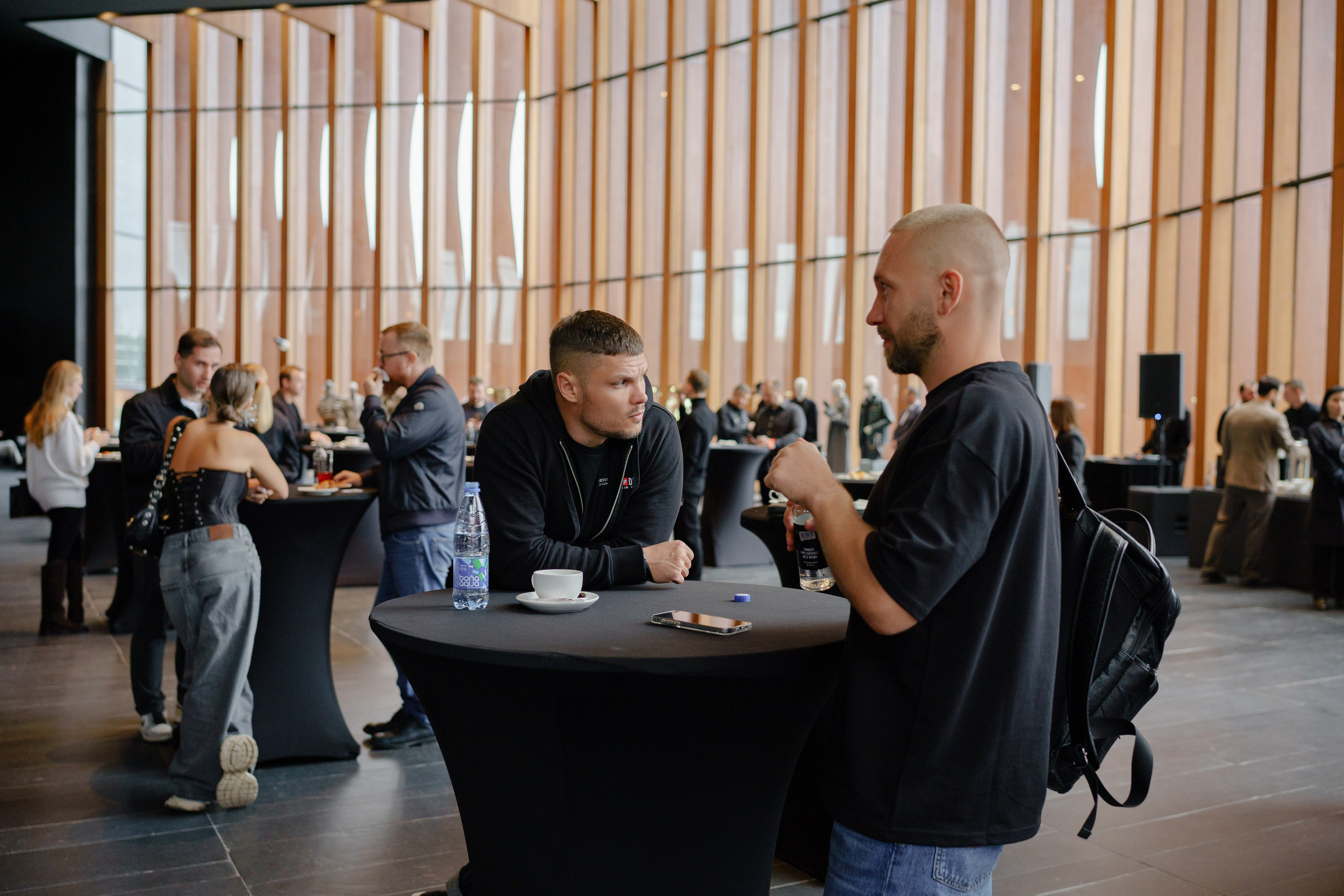 Фотограф репортажный на конференцию/форум в Москве. Репортажный фотограф в Москве Саша Дружинина
