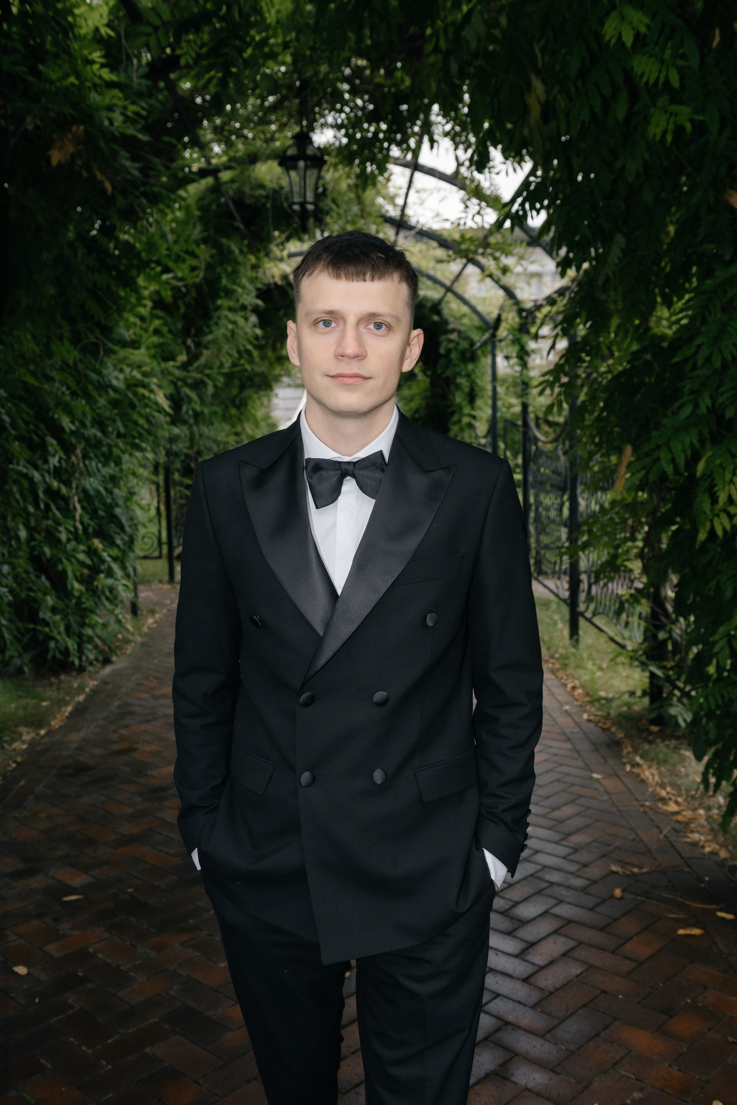 Wedding day in Martinique Bar. Wedding PHOTOGRAPHER Andrew Vnukov