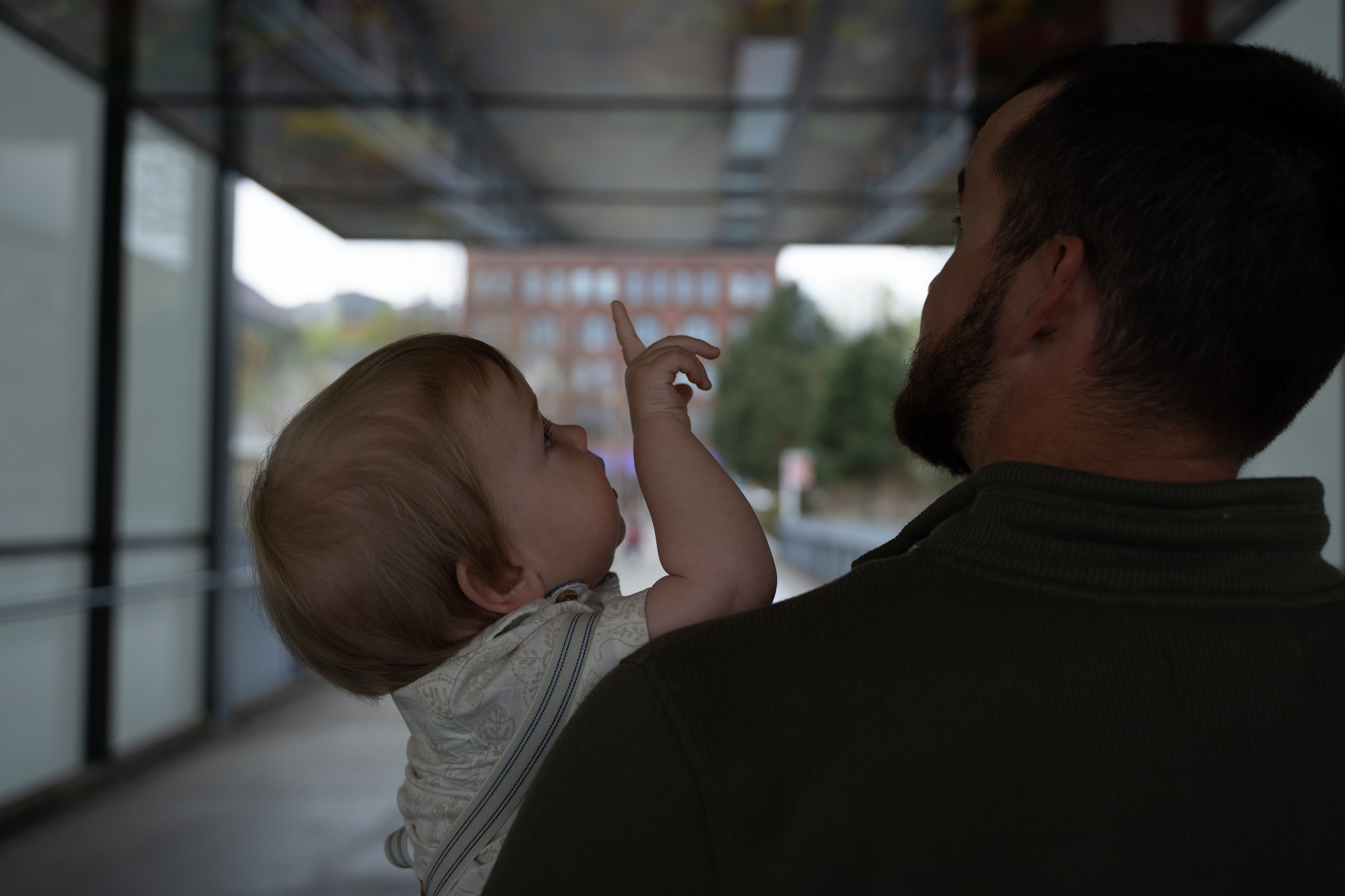 Took root. Wedding & engagement photographer in Seattle, WA. Tania Maureira