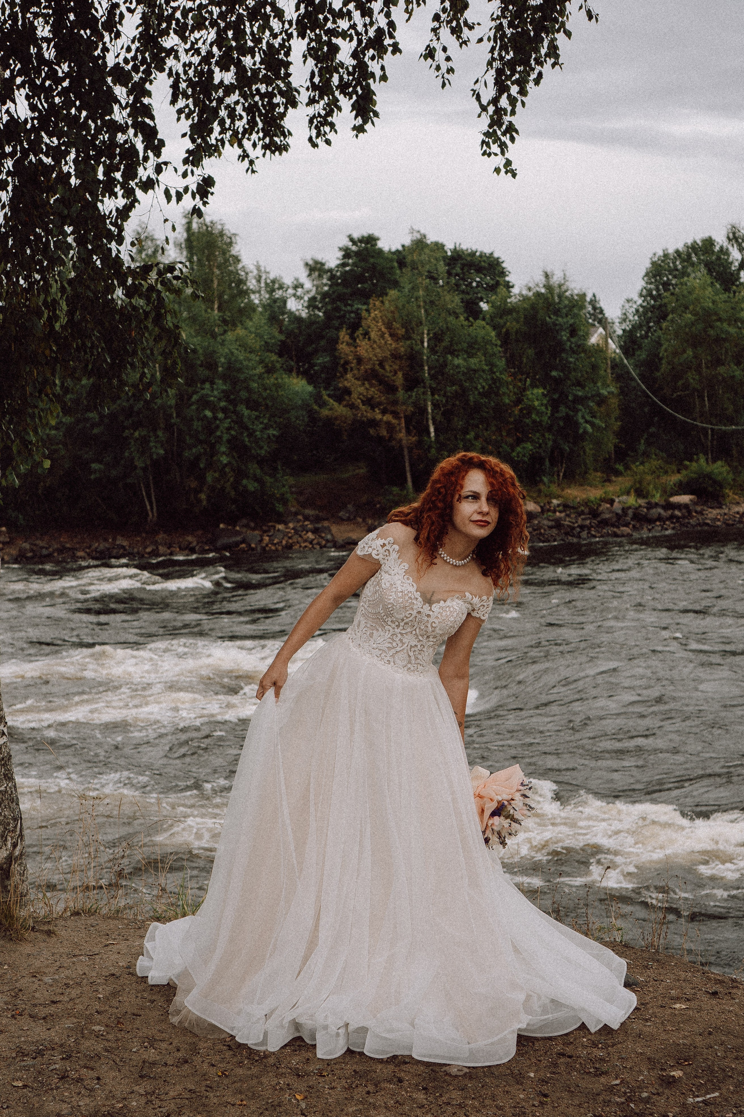 СВАДЕБНАЯ ФОТОСЕССИИЯ ПАРЫ В ГОРОДЕ ПРИОЗЕРСК В СОСНОВОМ ЛЕСУ И С ПИКАПОМ. Профессиональный фотограф, Санкт-Петербург — Виктория Богомолова