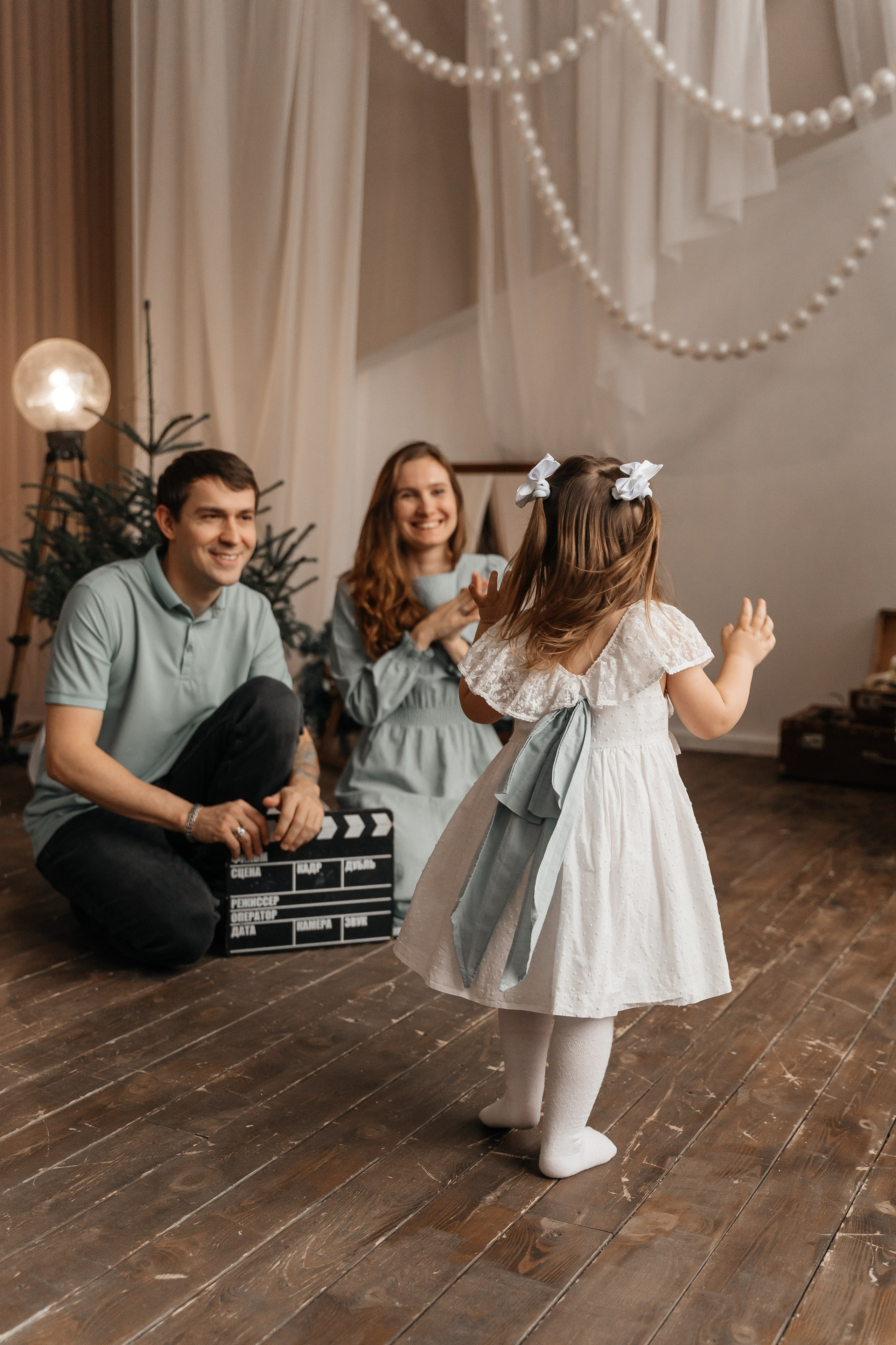 Серёжа, Аня и Василина. Волик Мария