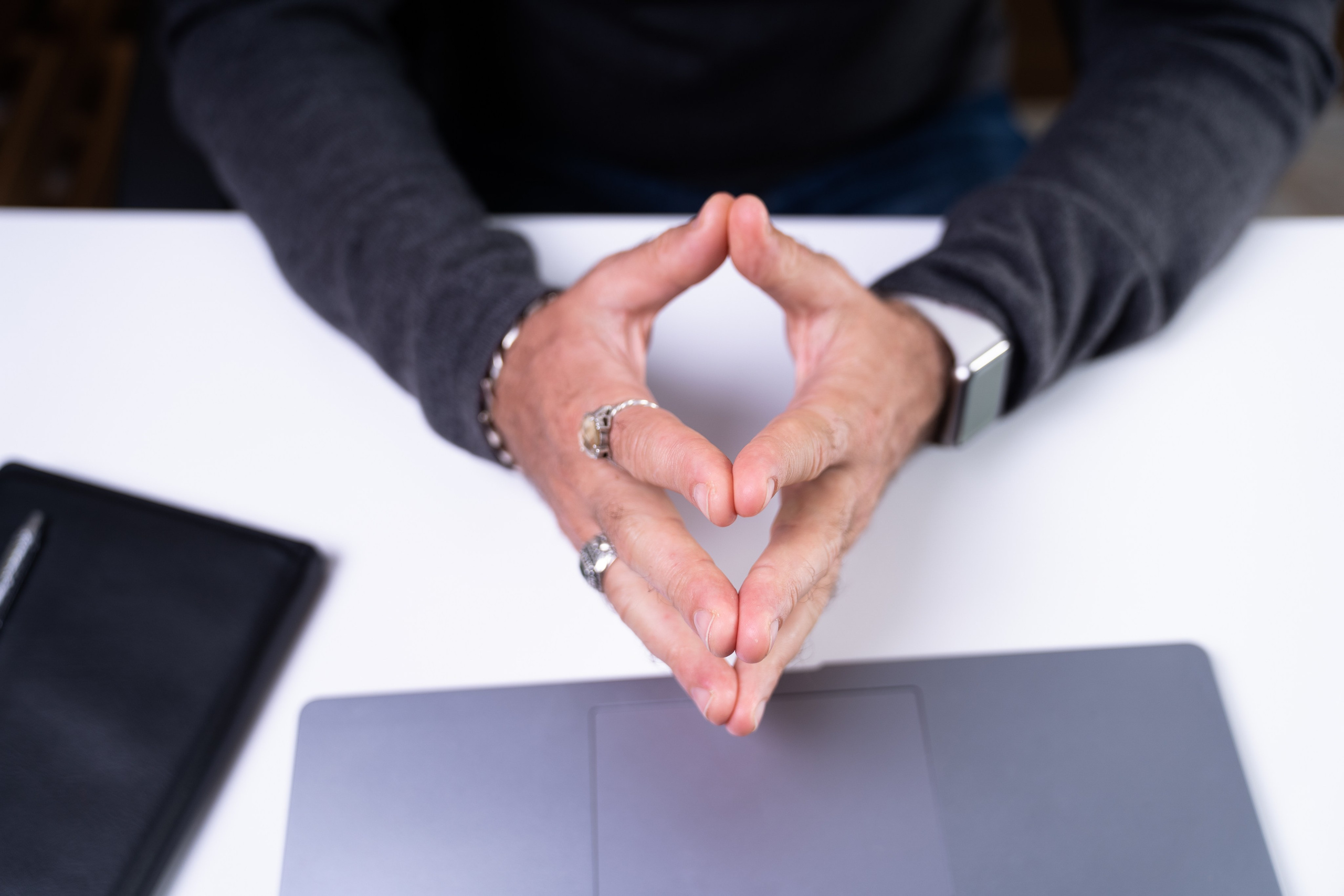 Мужской портрет Александра в Муйне | Профессиональная фотосессия. Фотограф в Муйне и Фанхьете — Фотосессии для туристов, пар и семей