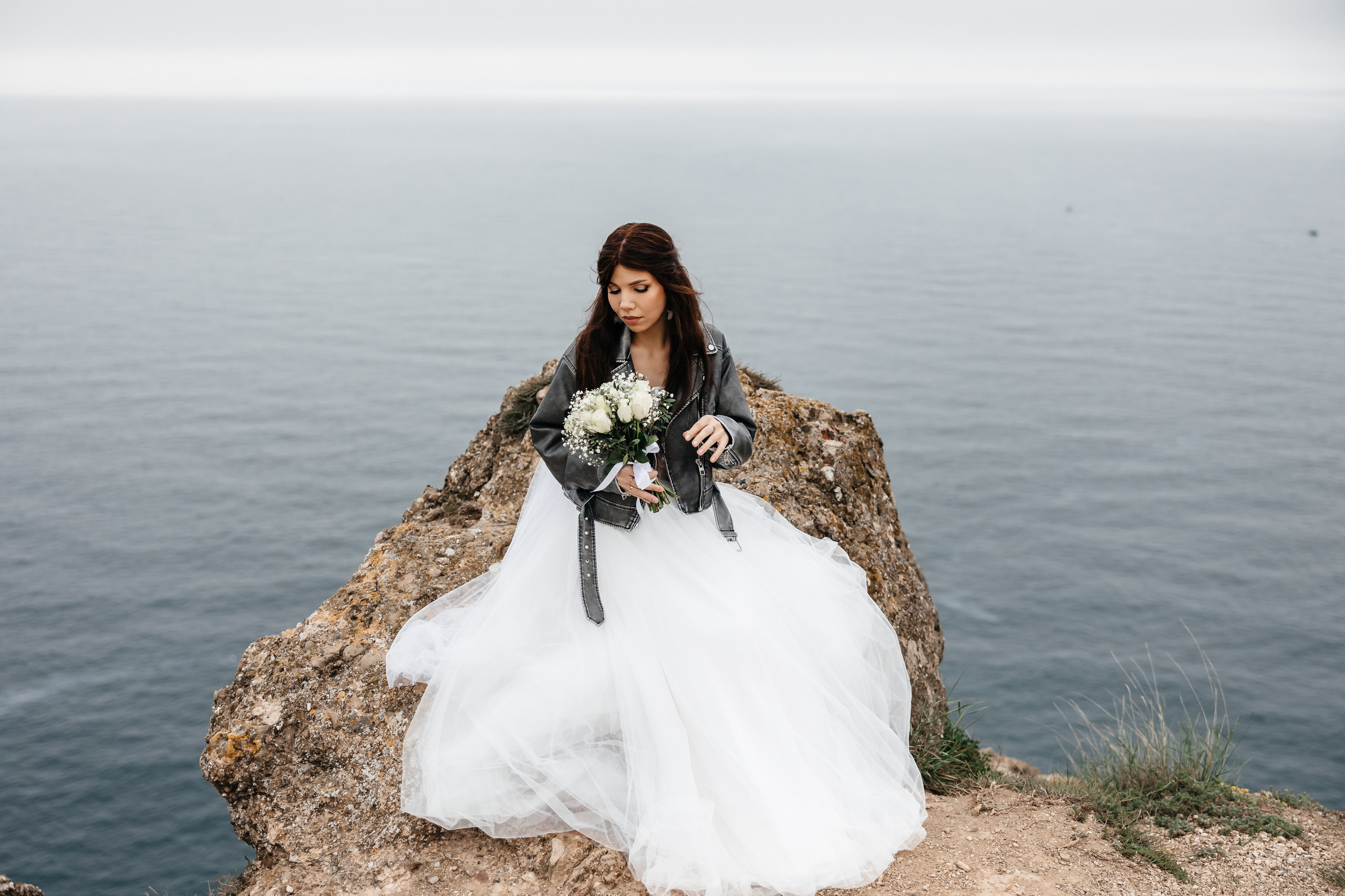 Анонс свадьбы Маргариты и Андрея. Туман на холмах Балаклавы. Свадебный фотограф в Крыму и Севастополе Ольга Баскакова