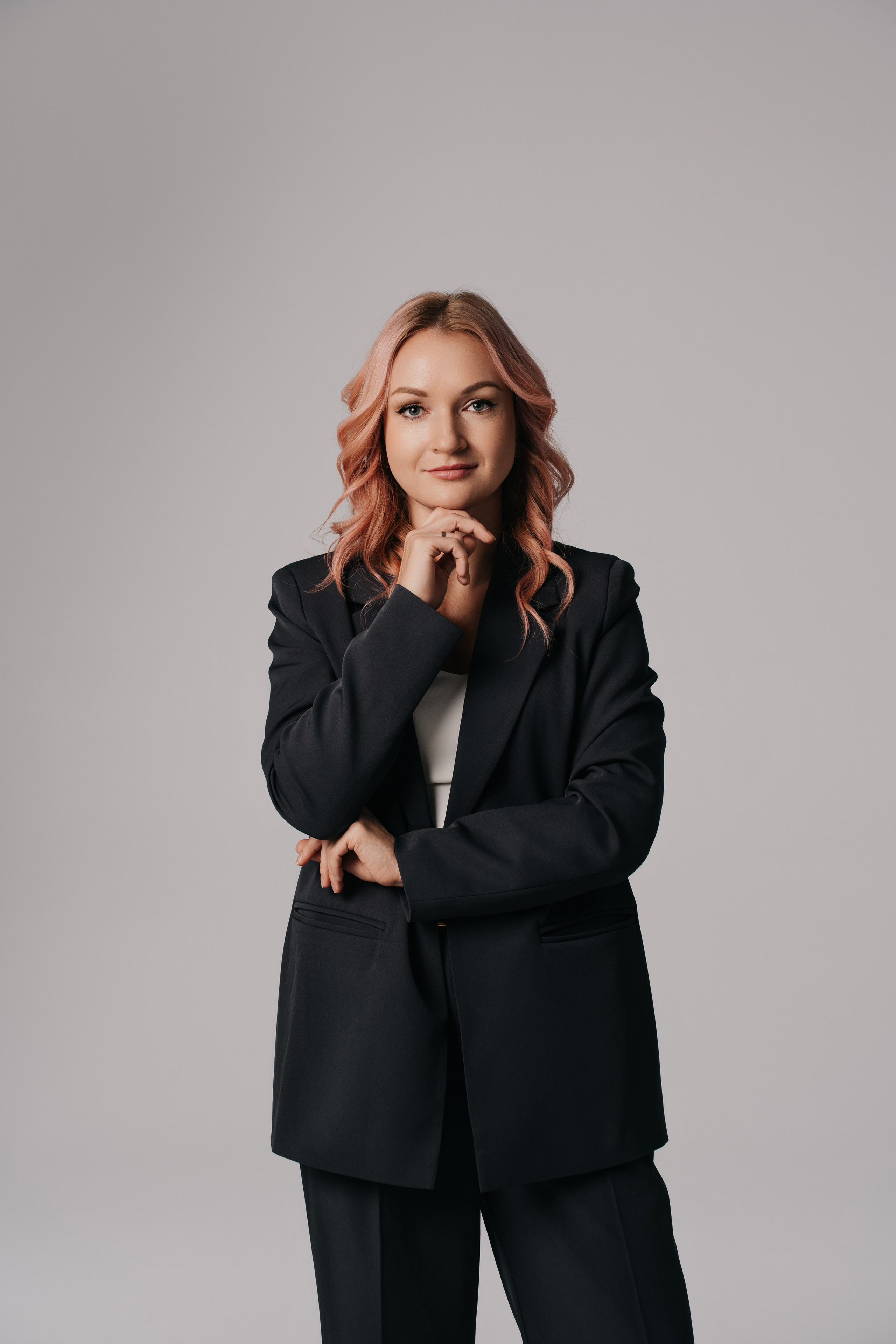 Бизнес фотосессия для сотрудников в фотостудии