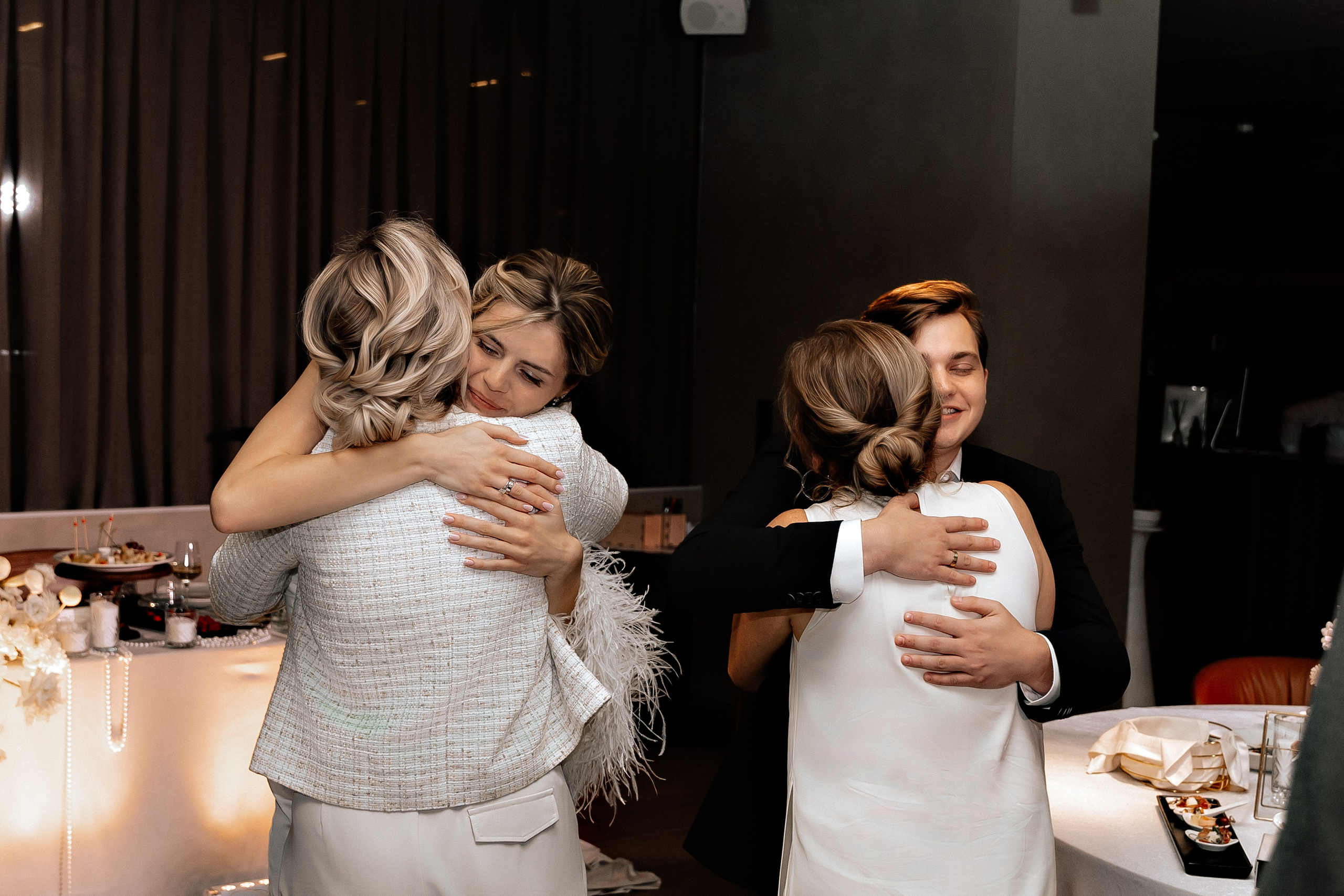 Свадьба «Парк Горького» Артём-Юлия. Свадебный/Портретный фотограф снимаю в Москве