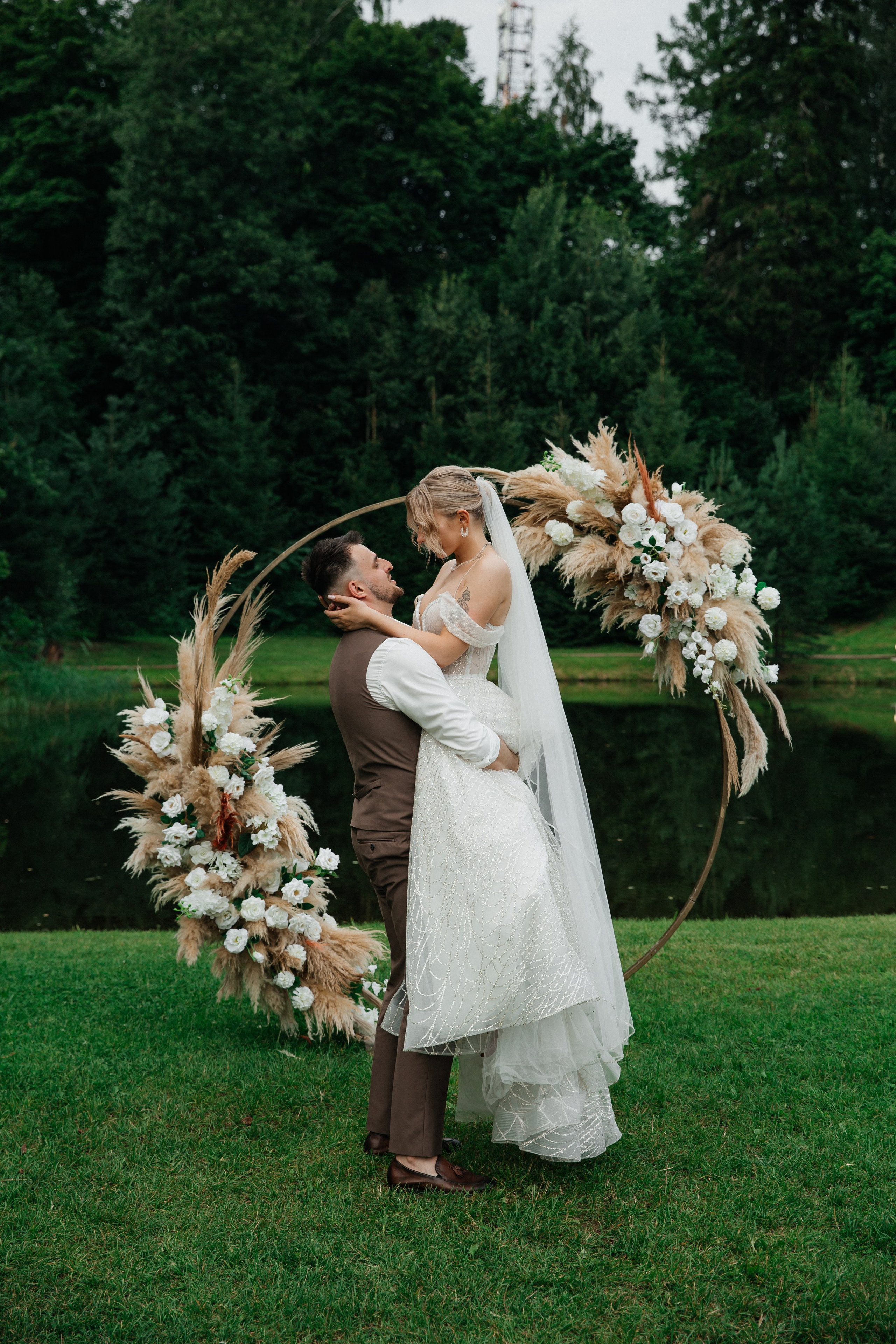 Wedding «Fairy tale». Свадебные фотограф и видеограф Наталья и Анатолий Новиковы СПб