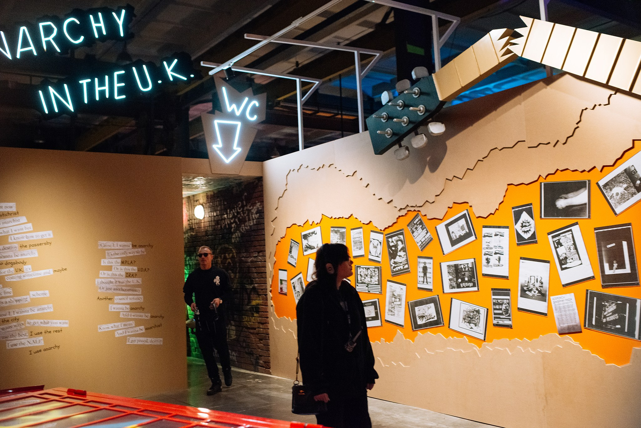 Выставка Панк-культура. Король и Шут. Репортажный фотограф в Санкт-Петербурге Анастасия Клёпова