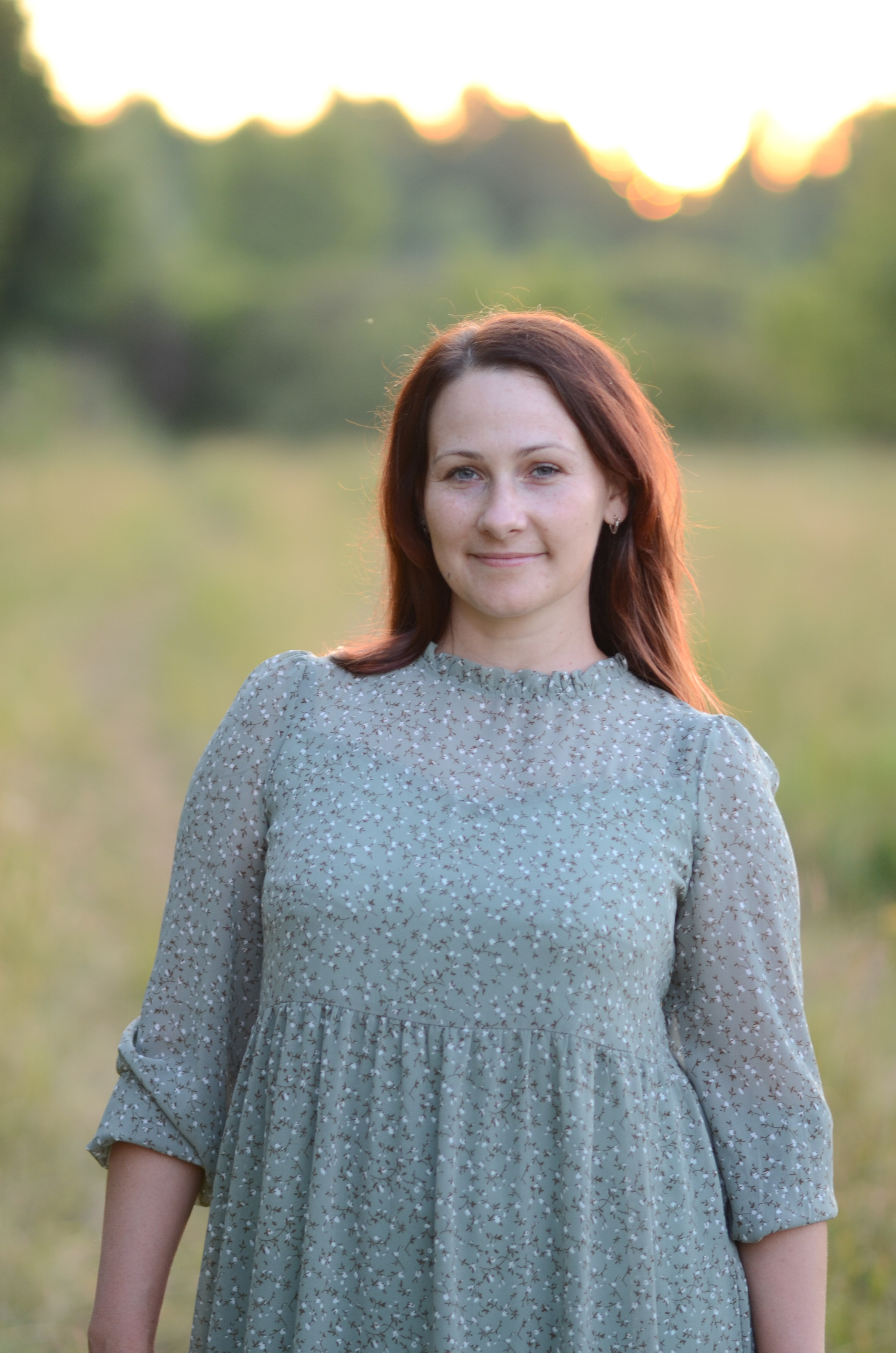 Летняя в поле. Семейный фотограф г. Москва