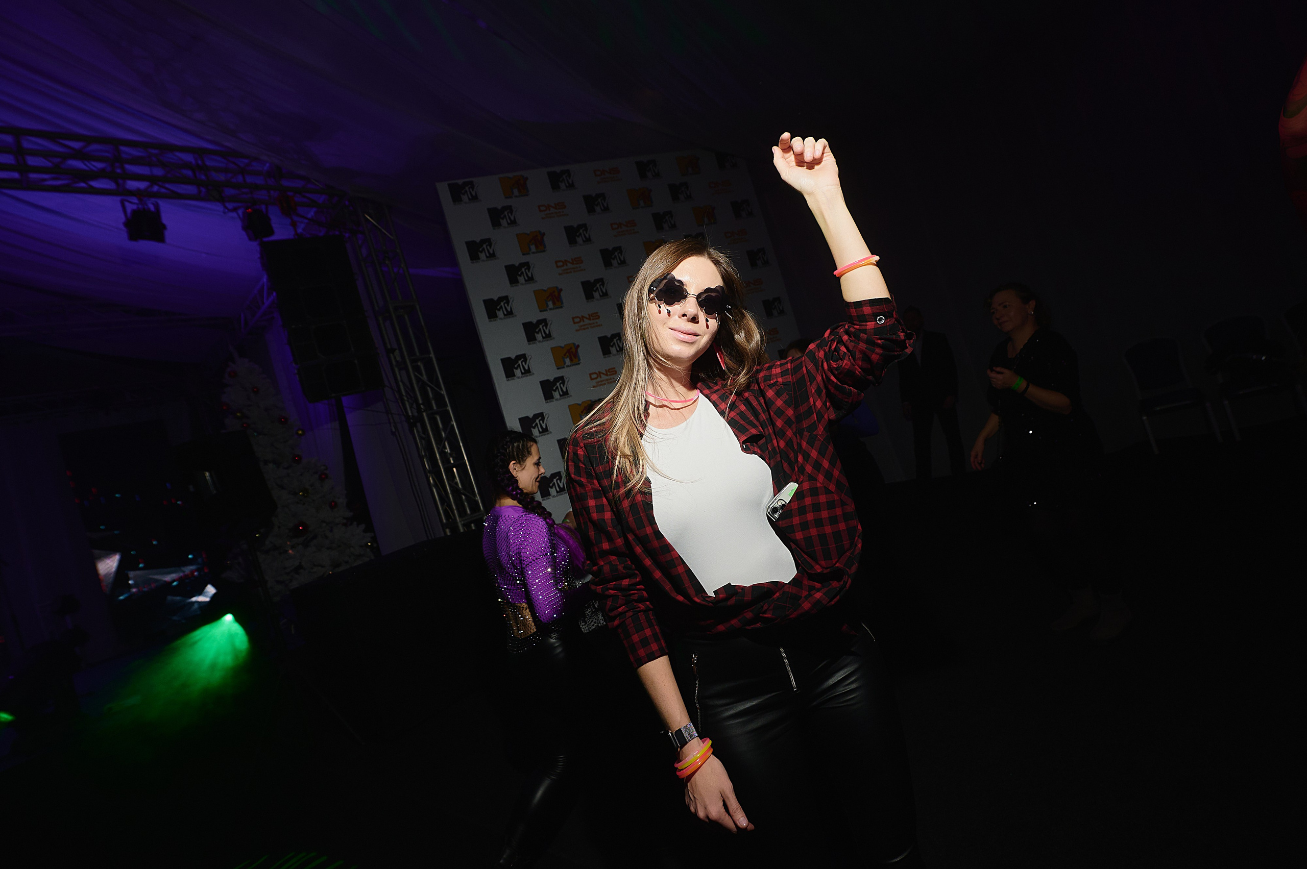 DNS НГ Корпаратив. Свадебный фотограф во Владивостоке Гарагуля Игорь