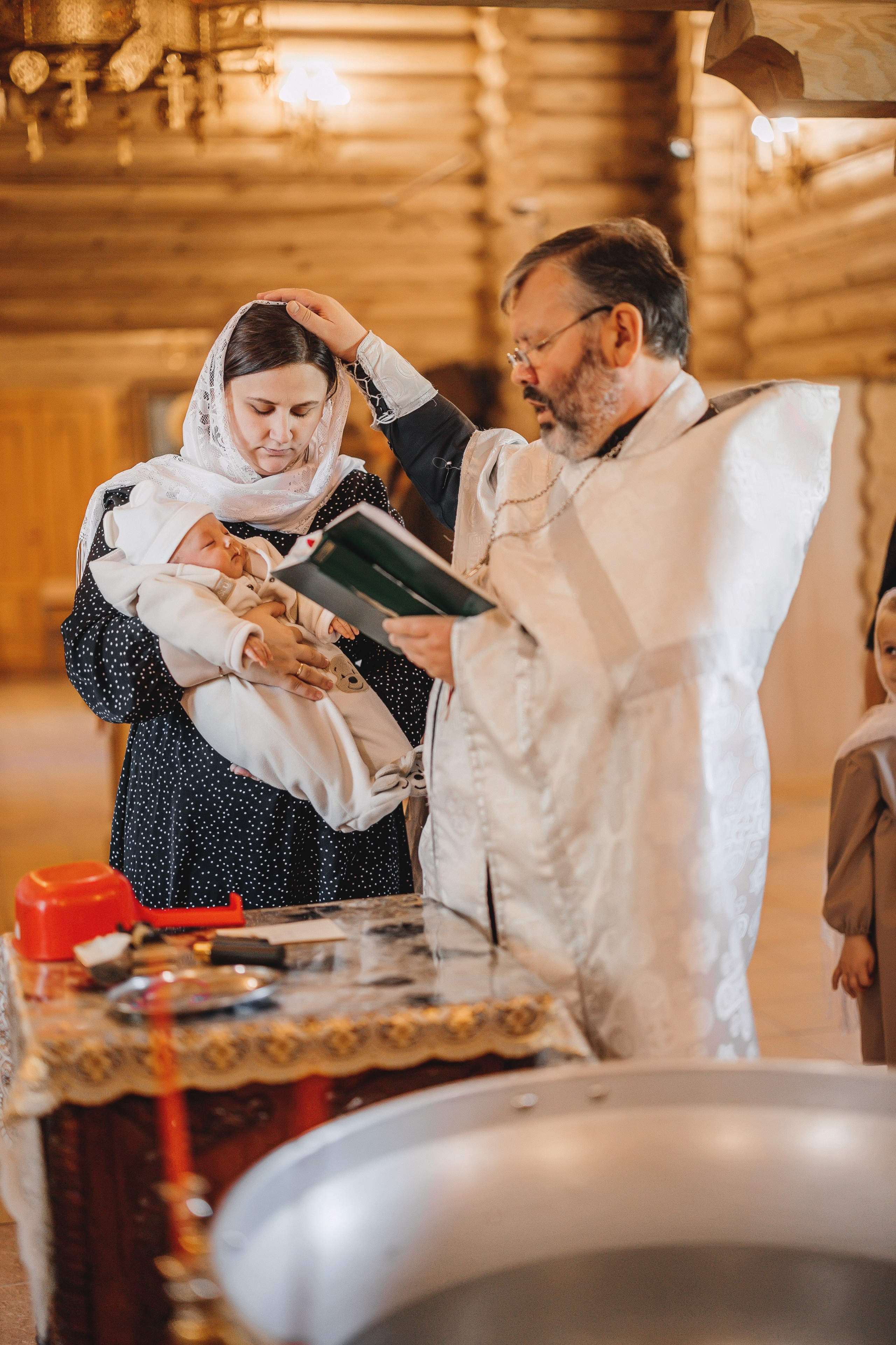 Крещение Елизаветы. Александр Антонов. Профессиональный свадебный, репортажный фотограф в Москве, Подольске. Фото+Видео на любой праздник
