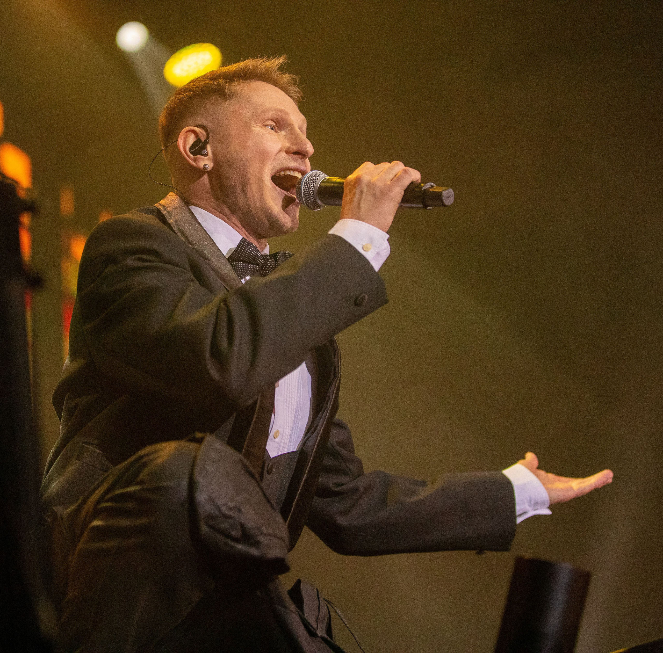 Дискотека 90-х. Репортажный фотограф во Владивостоке