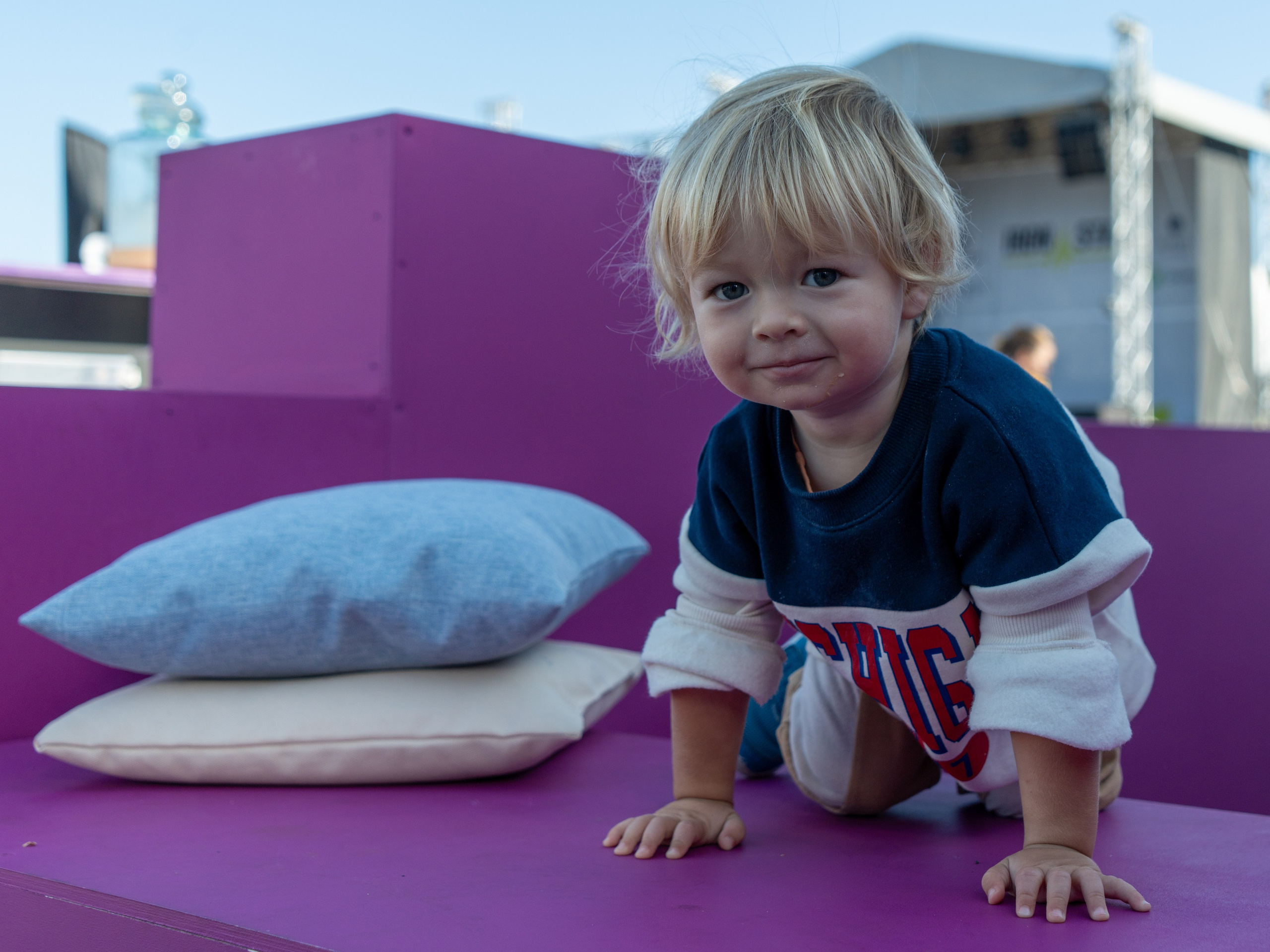 Фотоотчет партнерской интеграции для компании TELE2 на фестивале Ironstar. Репортажный фотограф в Красной Поляне и Сочи Павлюченко Екатерина