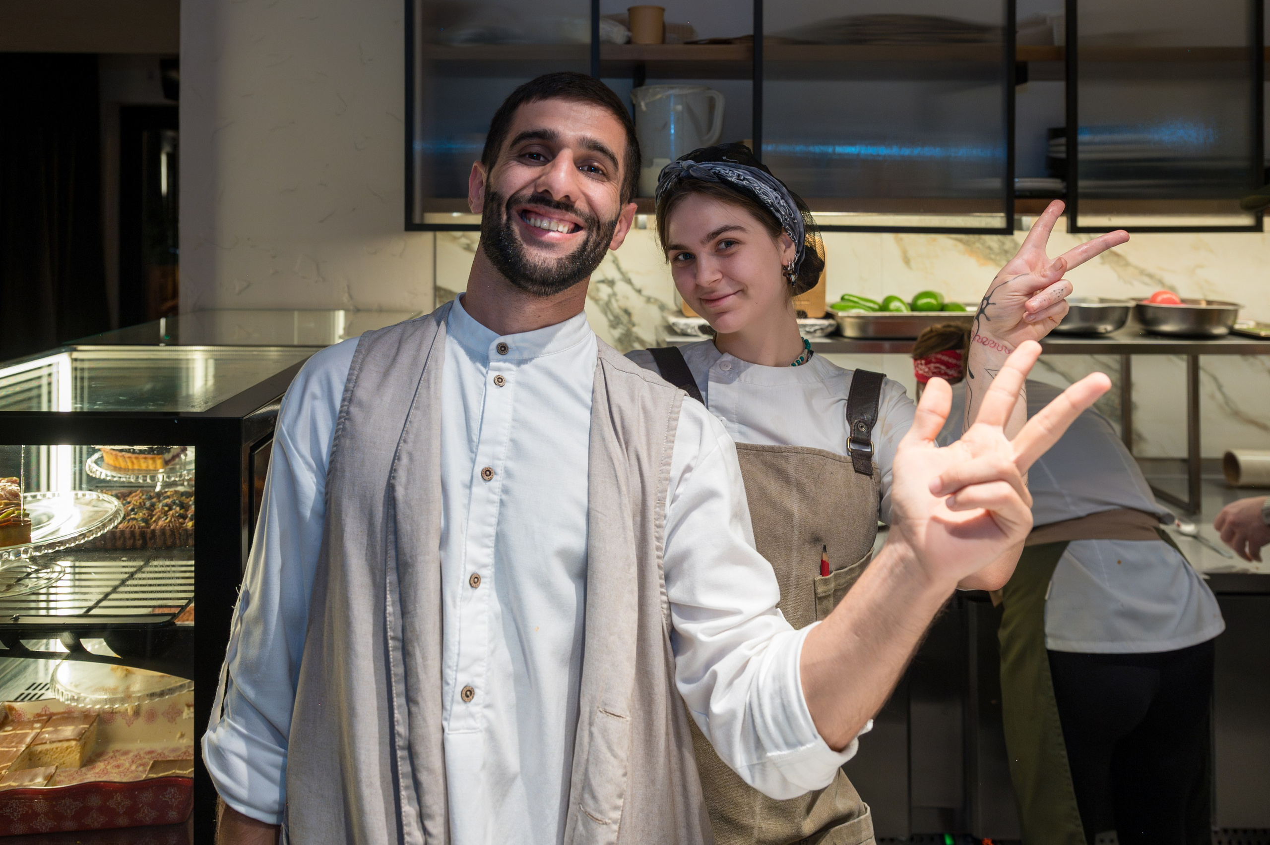 Гастрономический ужин в ресторане Co-Co Chalet. Репортажный фотограф в Красной Поляне и Сочи Павлюченко Екатерина