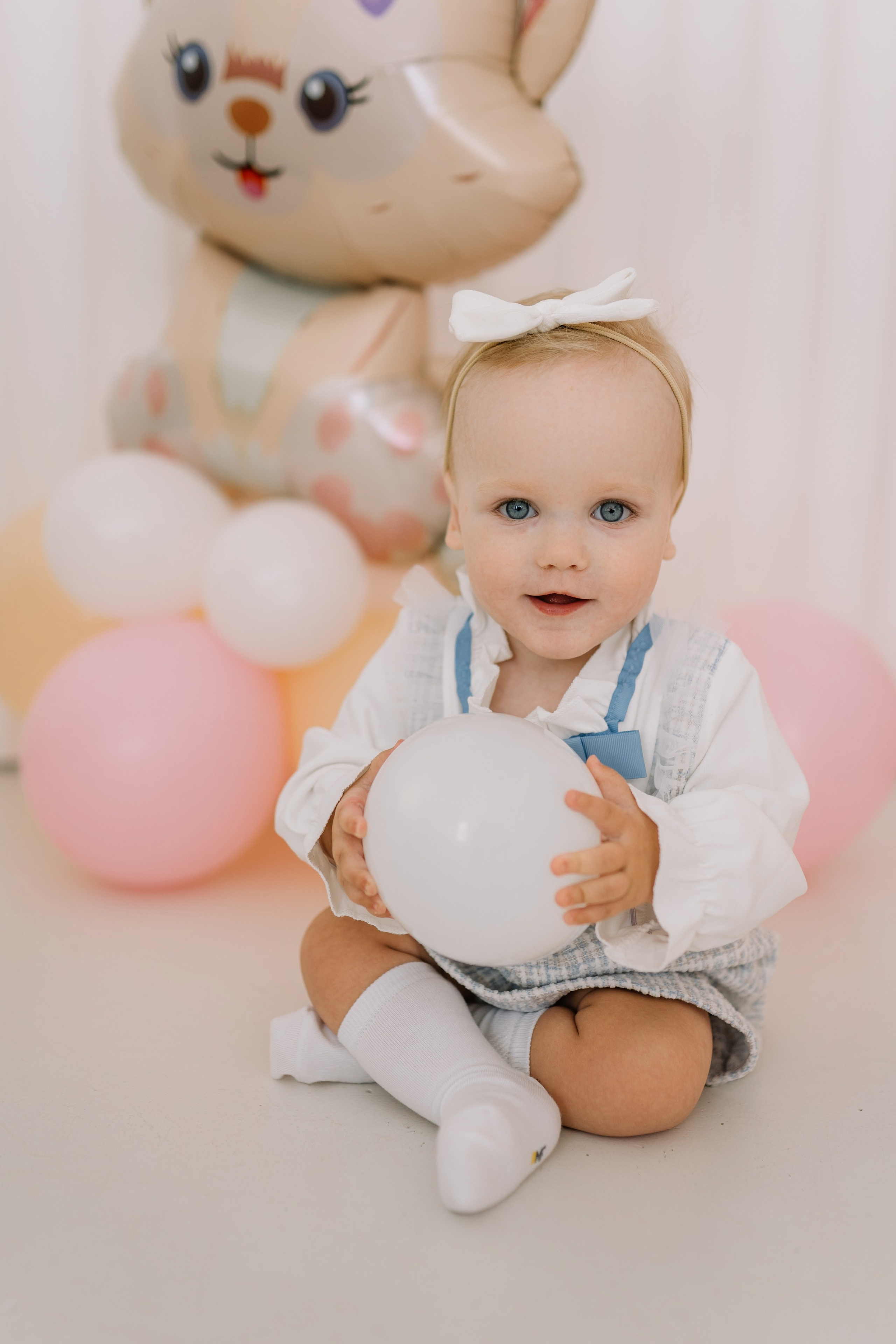 Николь 1 годик