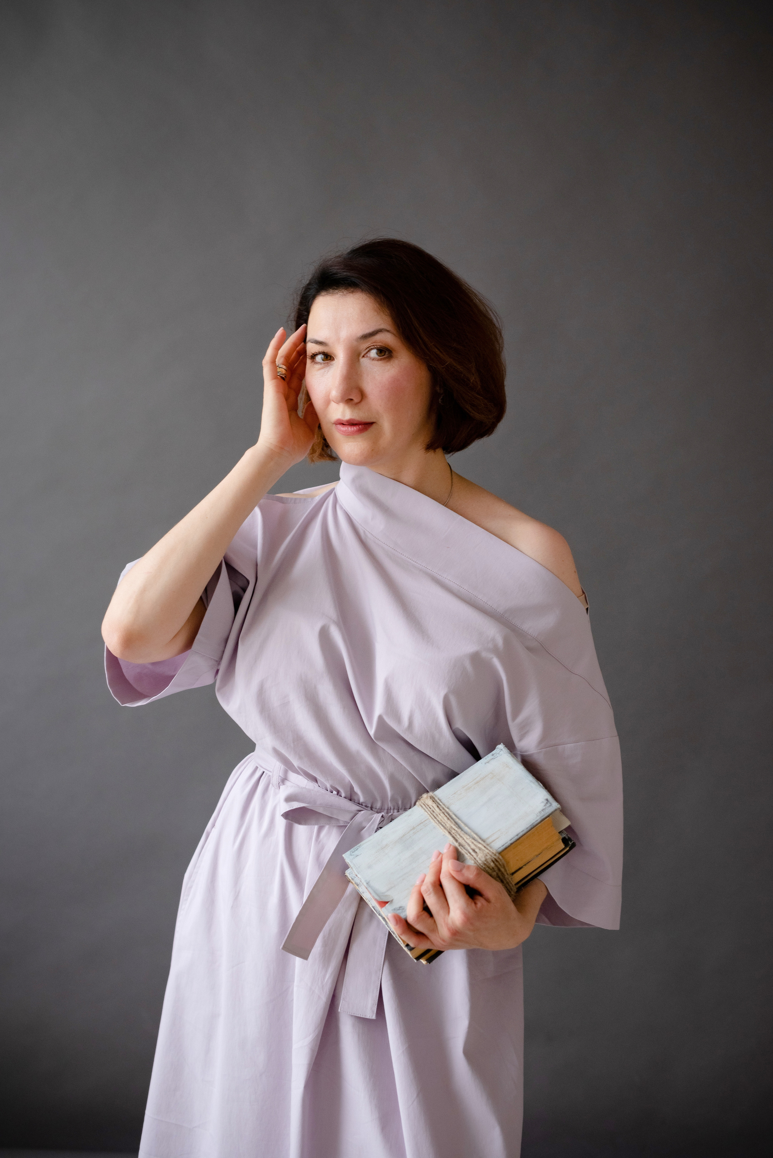 Викуля с крёстной в фотостудии Лайм. Детский и семейный фотограф в Сургуте и Нефтеюганске Анна Старцева