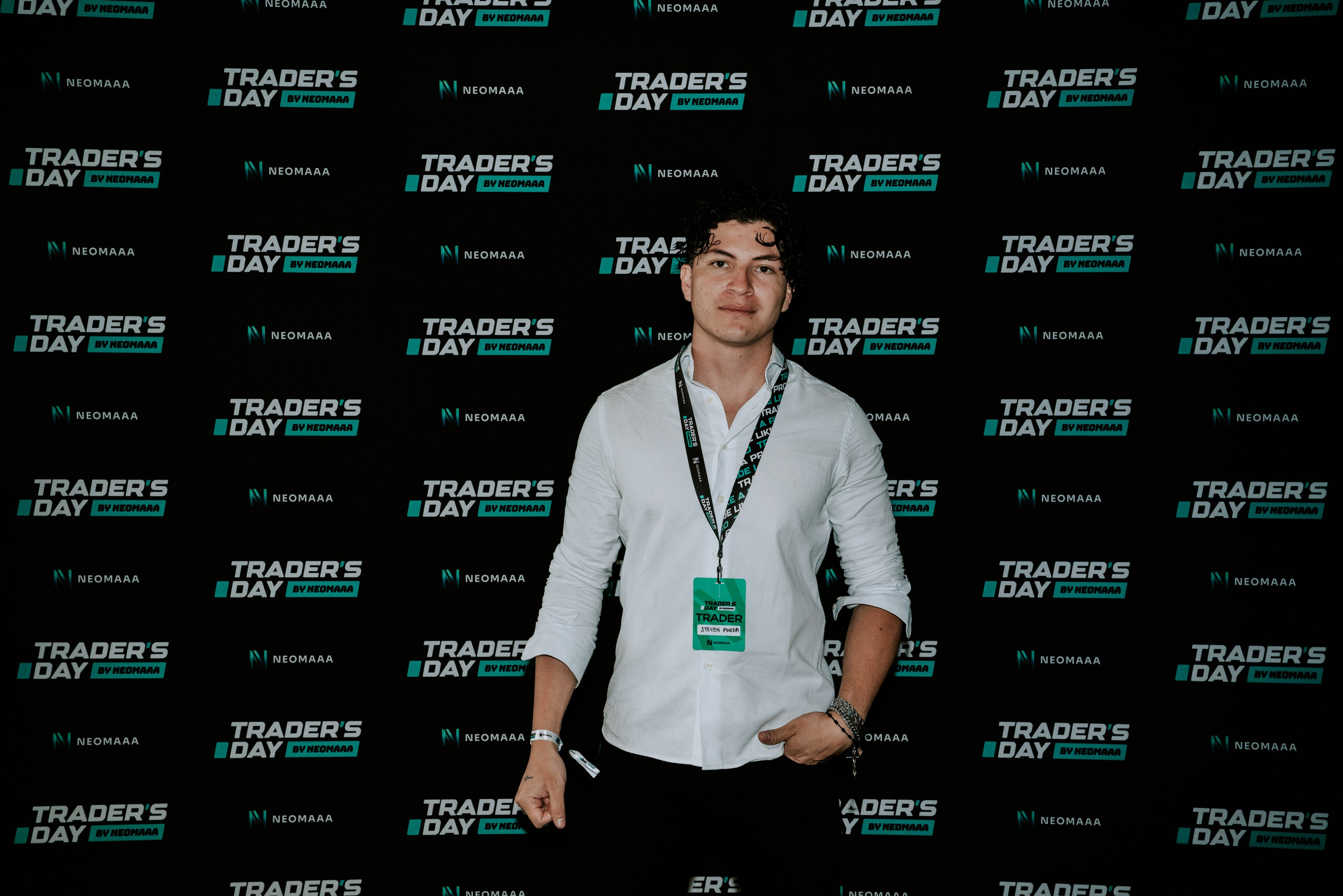 TRADERS DAY By NeomAAA Bogota. NeomAAA Funds Gallery