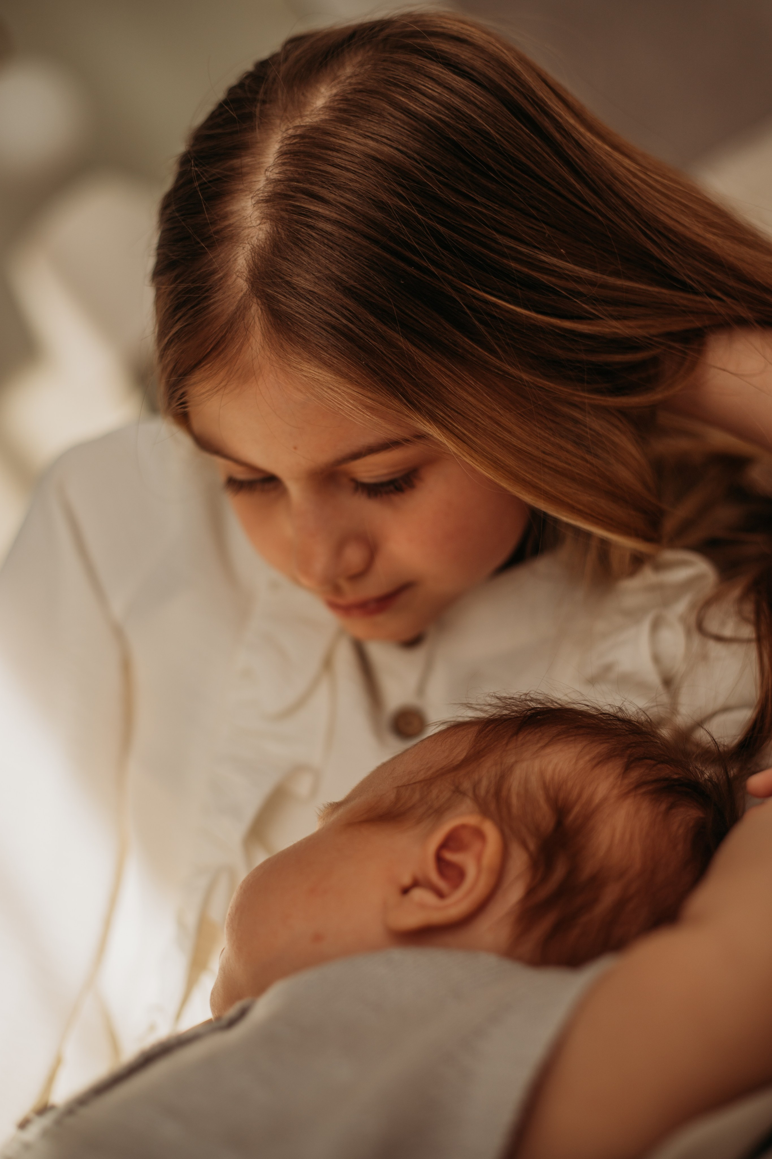 Домашняя съемка семьи Ксении. Венера Гайн. Репортажный фотограф  Тюмень. Обучение фотографии с 0