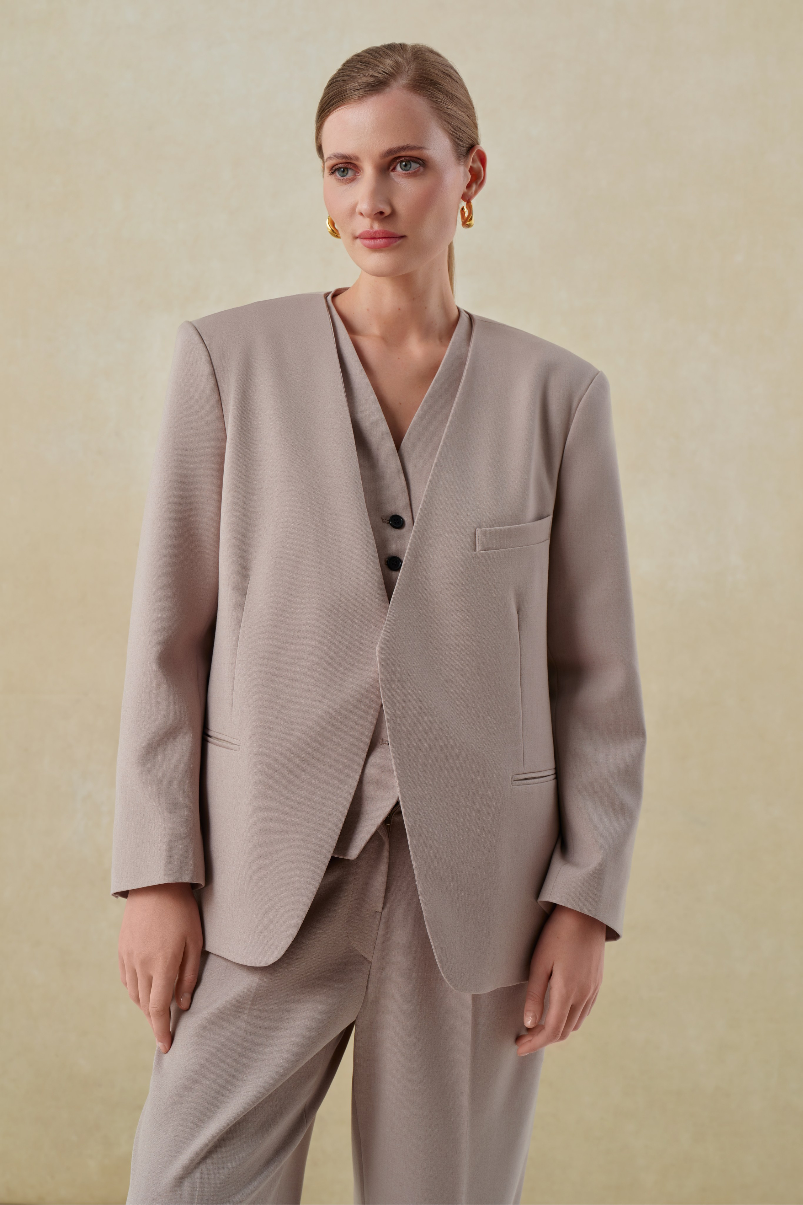 Рекламная кампания для бренда INNI. Fashion фотограф в Москве Ксения Чупрунова