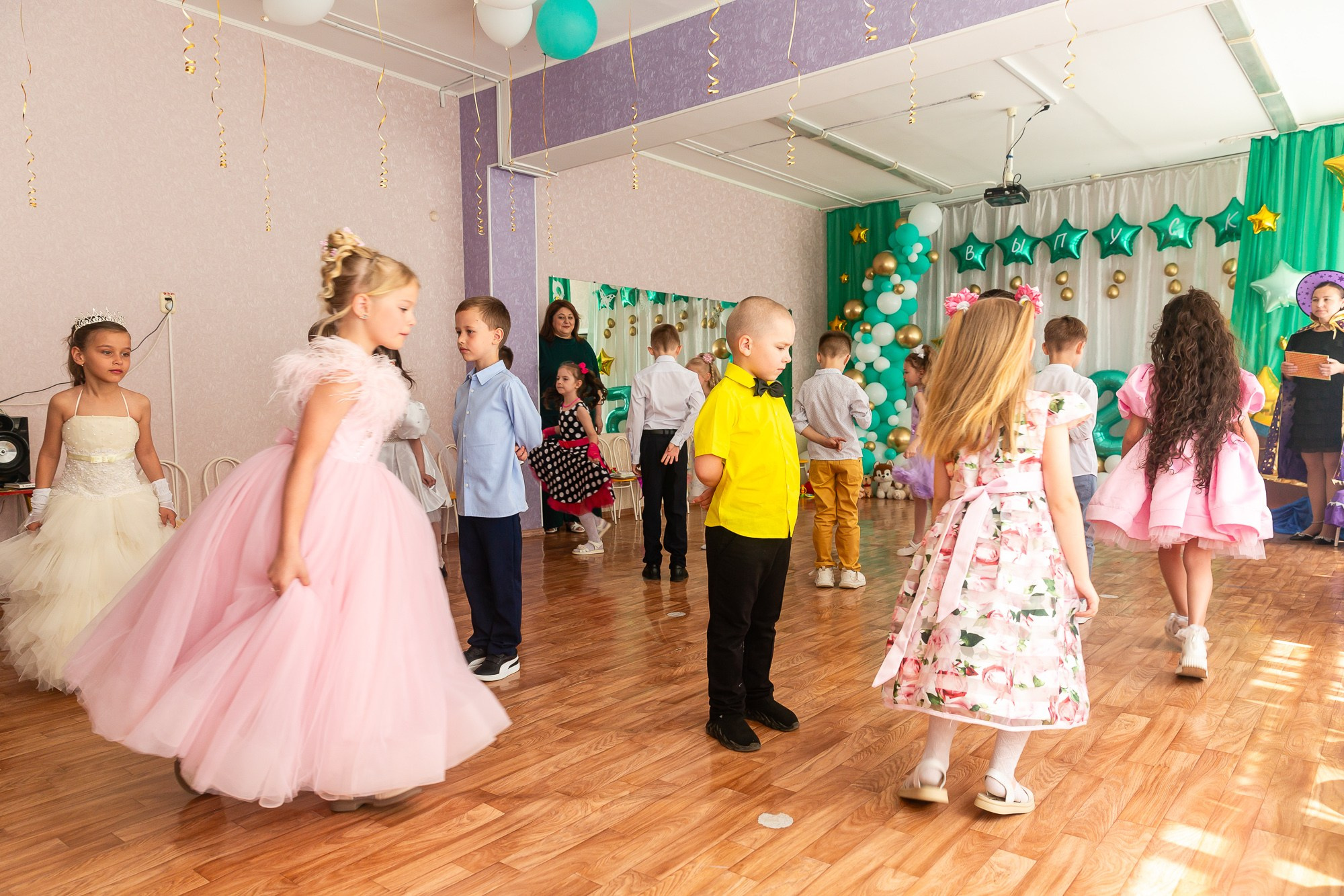 Выпускной в детсаду № 375. Фотограф в Волгограде и Волжском Наталья Фирсова