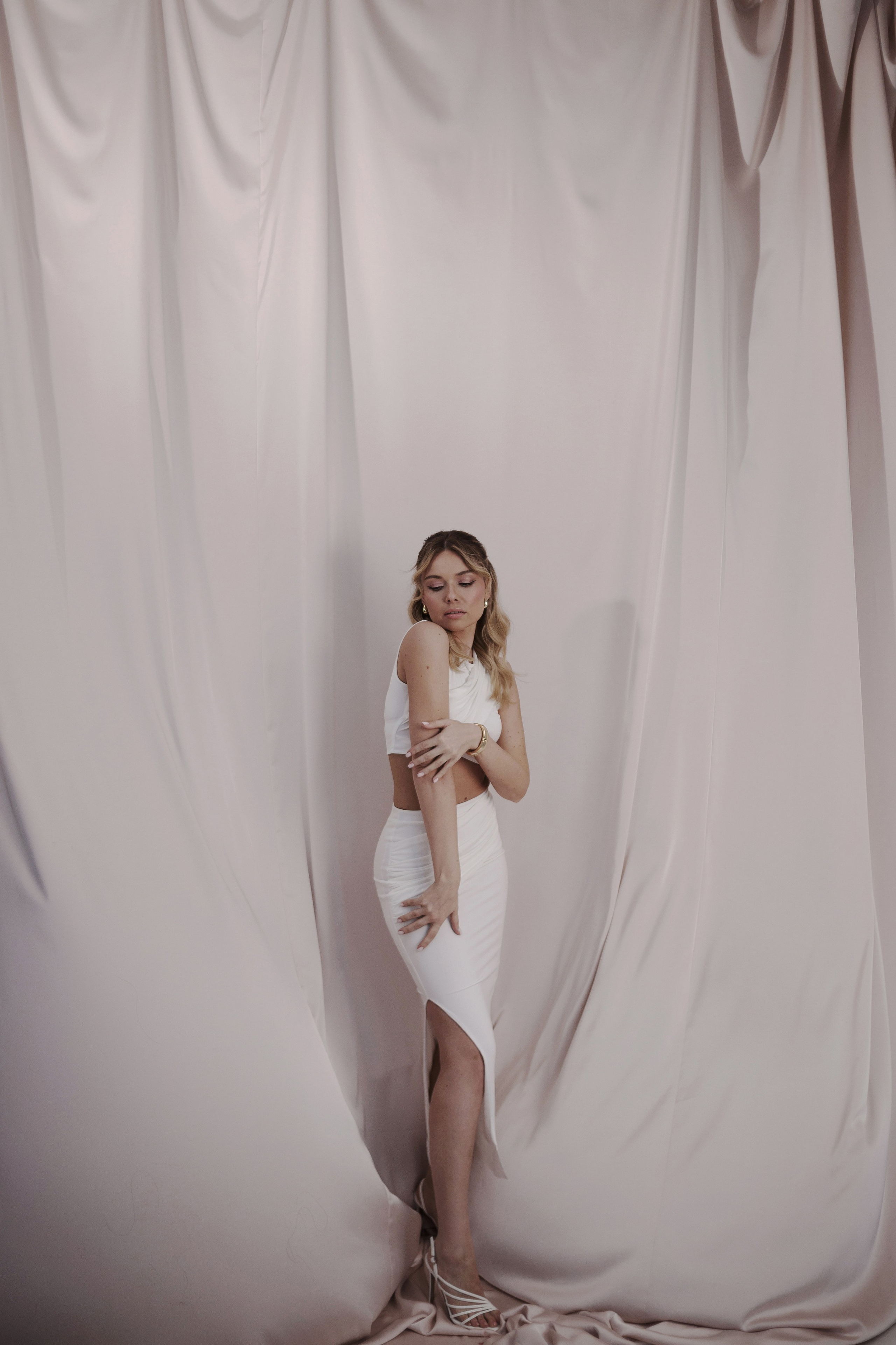 Md: @lovexxxxMuah: @mari.bulatovaOrg: @creative_photodayLoc: @daily_photostudio