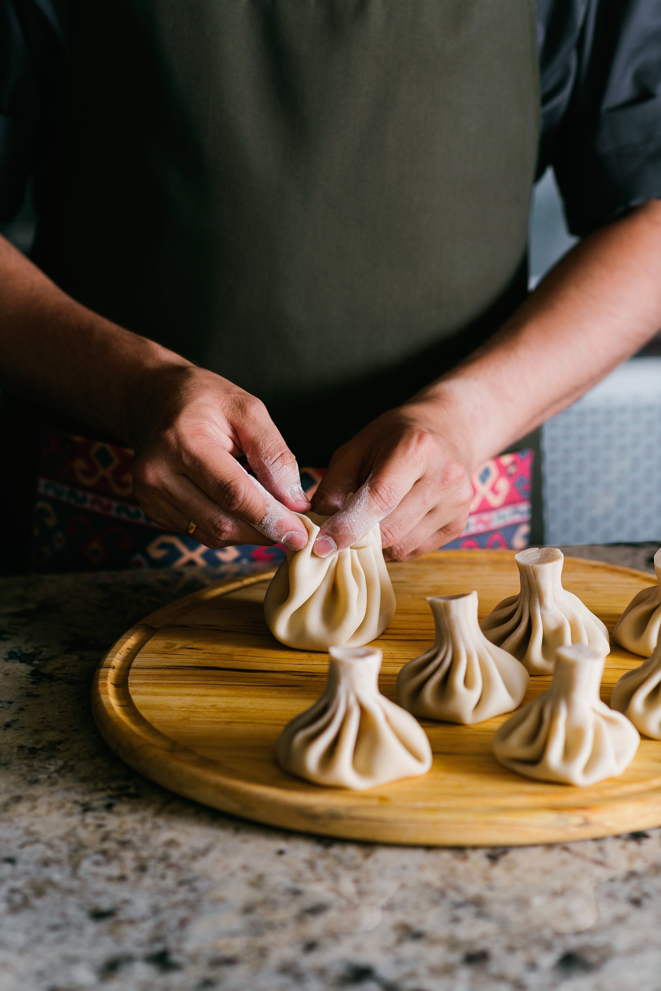 Нино играет в домино. Максим Егоров, г. Ижевск. Фуд-фотография и предметная съёмка