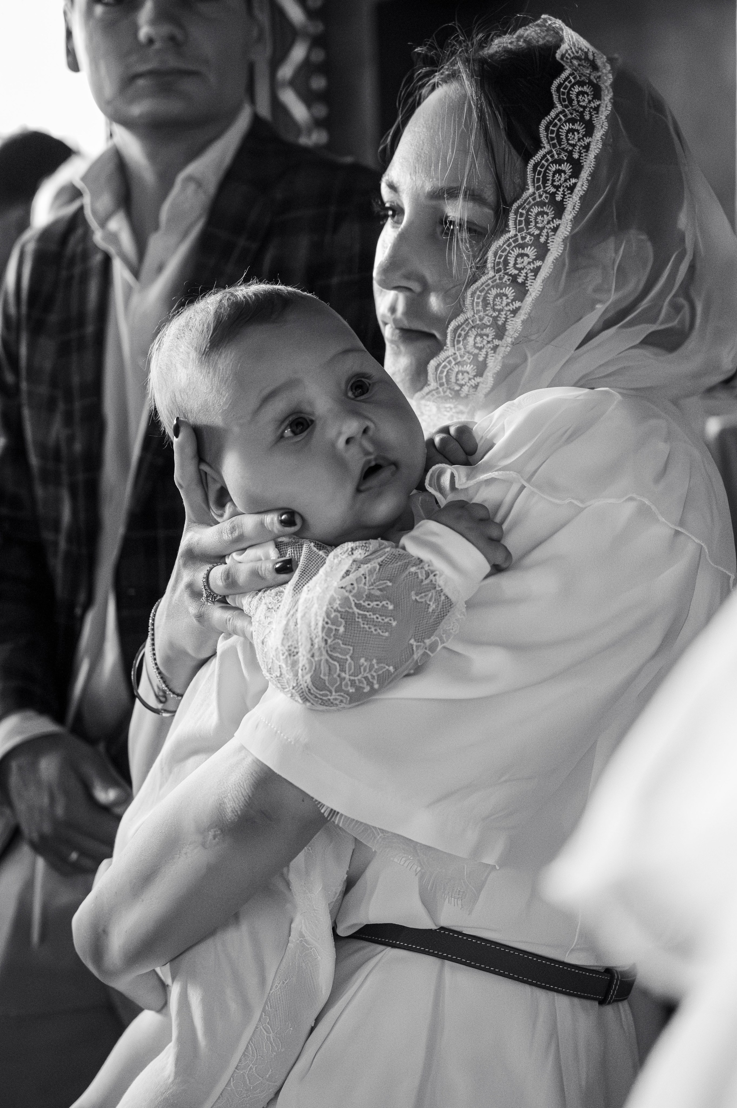 Церковь Успения Пресвятой Богородицы. Крещение Маюши (Матроны). Фотограф на роды СПБ Юлия Герасимова